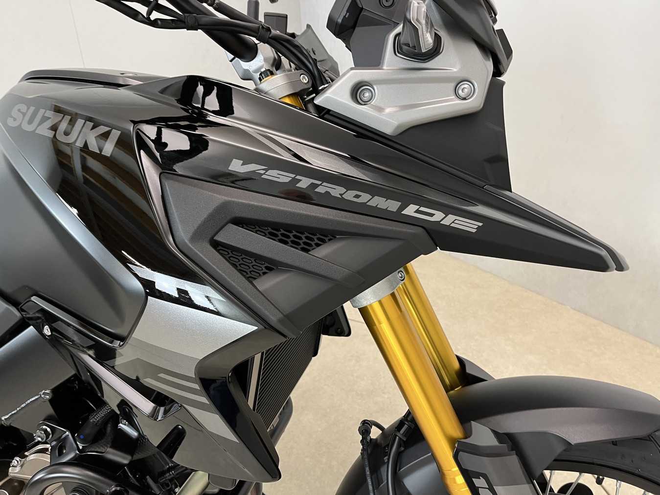 SUZUKI - DL 1050 DE V-STROM