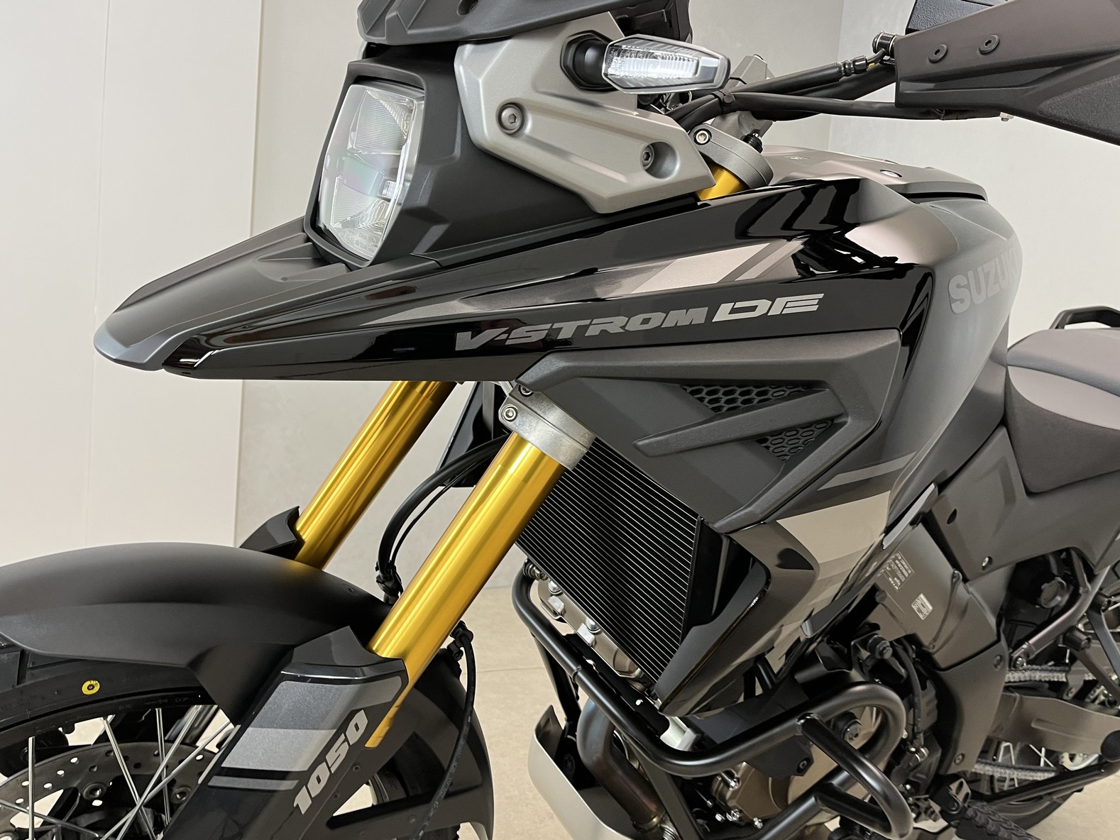 SUZUKI - DL 1050 DE V-STROM