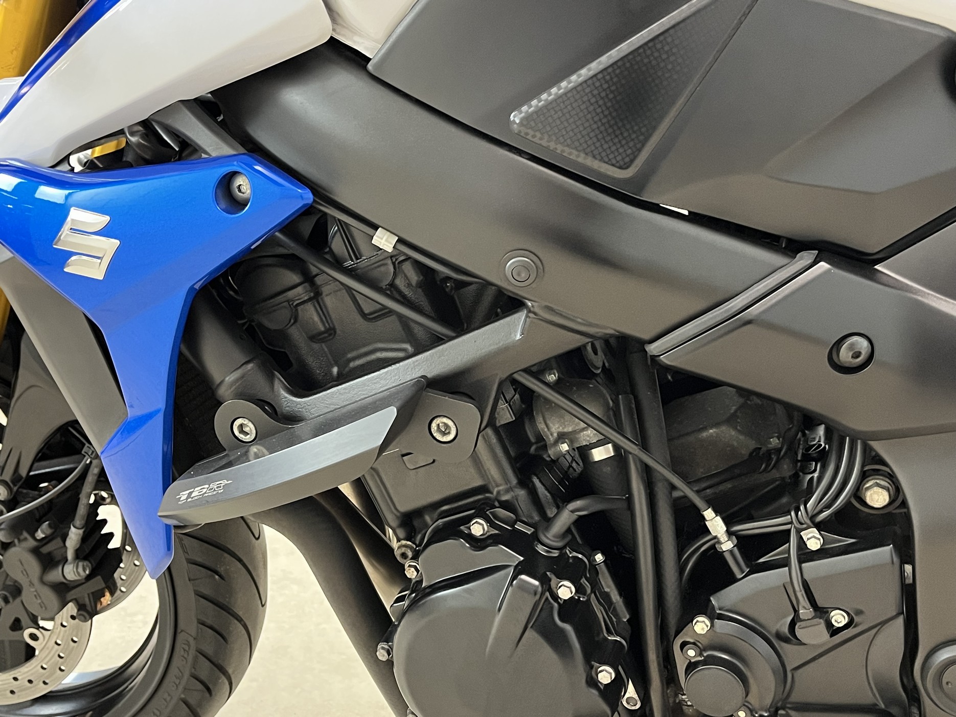 SUZUKI - GSR 750 ABS