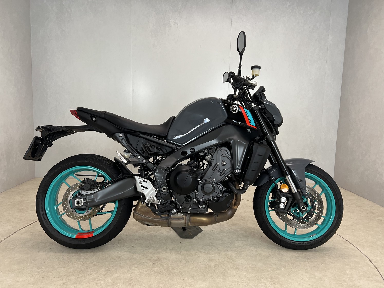 YAMAHA - MT 09 ABS