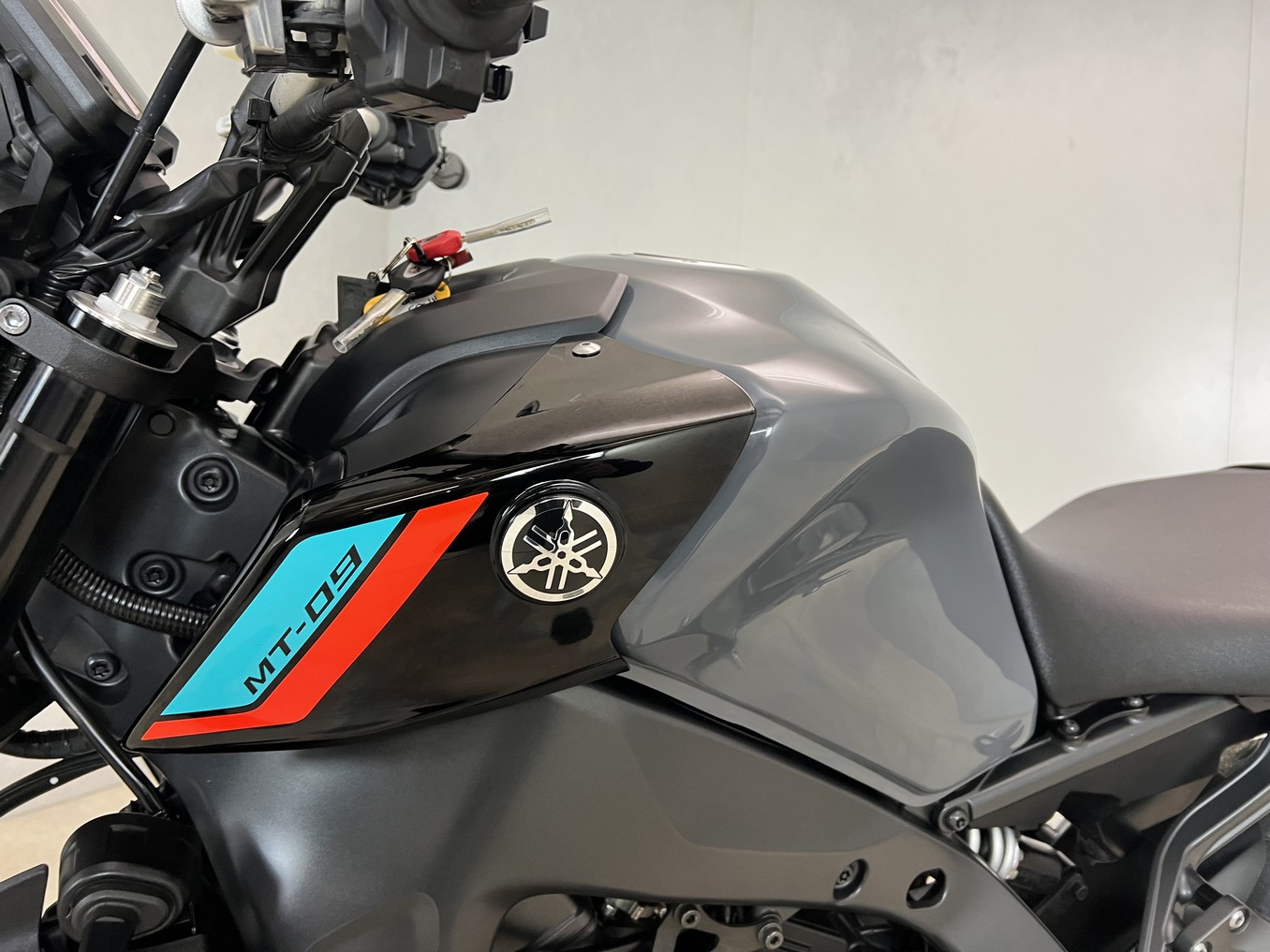 YAMAHA - MT 09 ABS