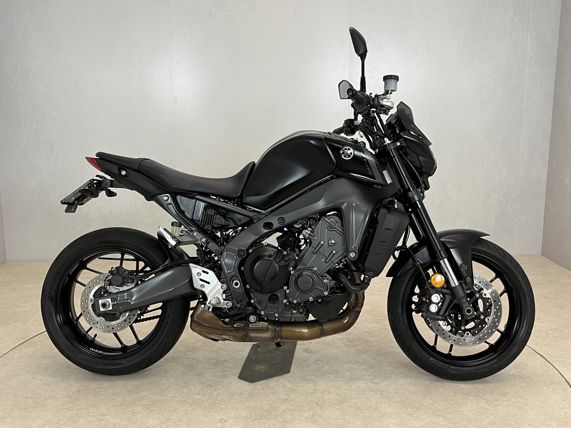 YAMAHA - MT 09 ABS