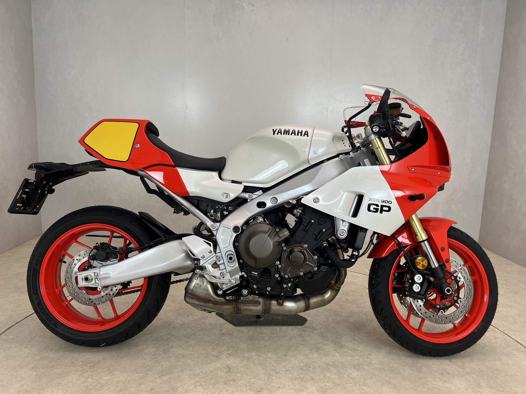 YAMAHA - XSR 900 GP