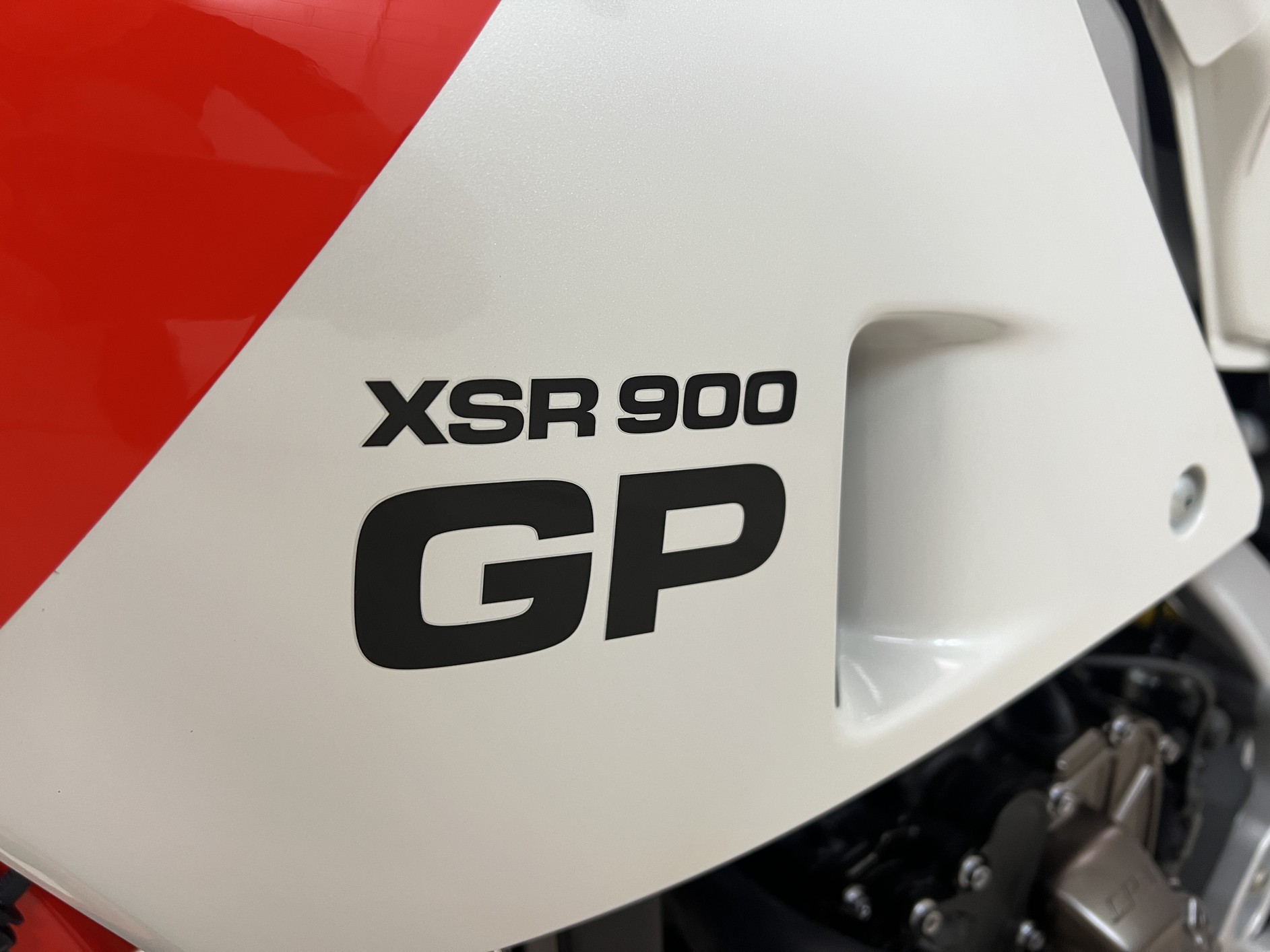 YAMAHA - XSR 900 GP