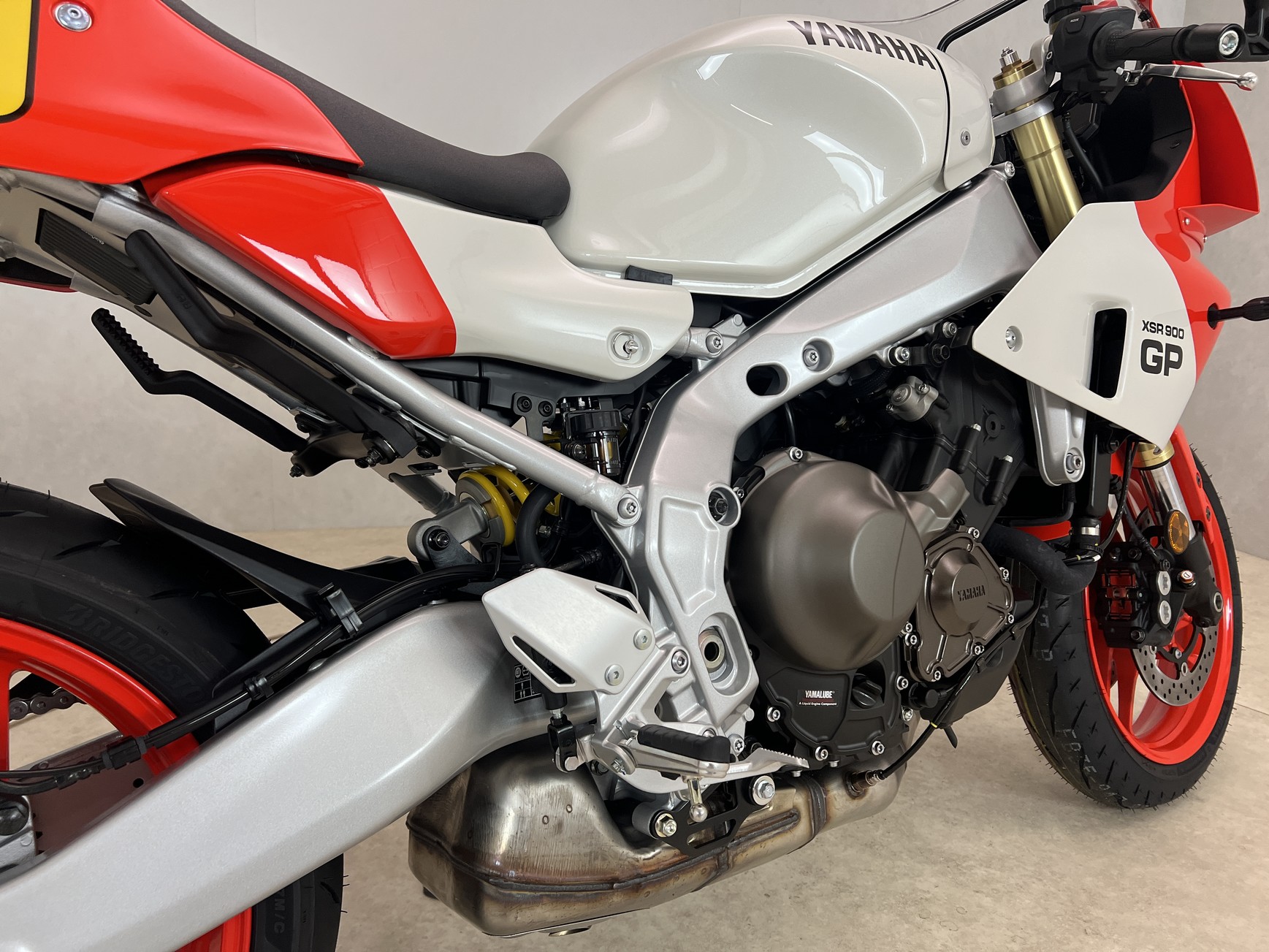 YAMAHA - XSR 900 GP
