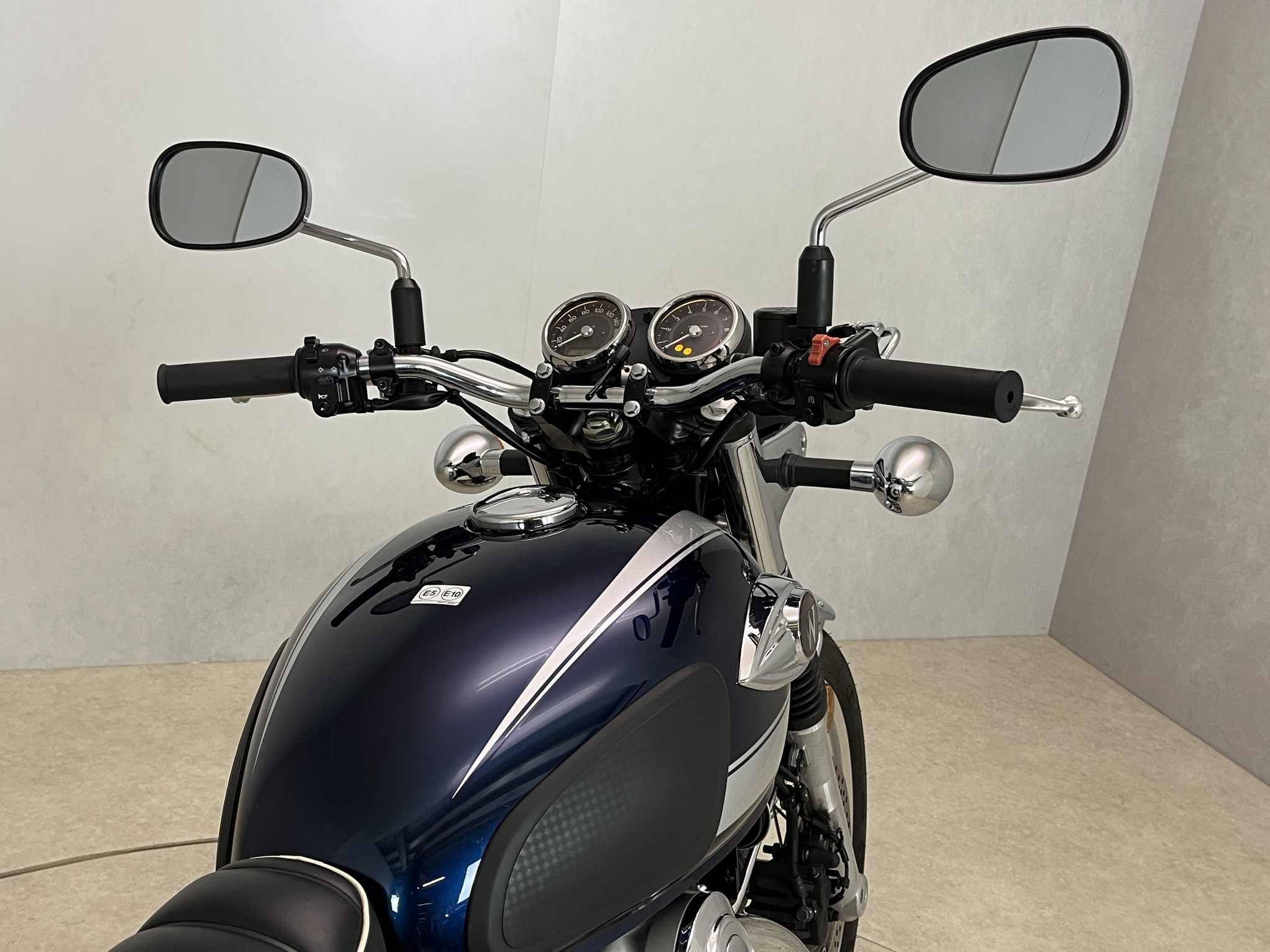 KAWASAKI - W 800
