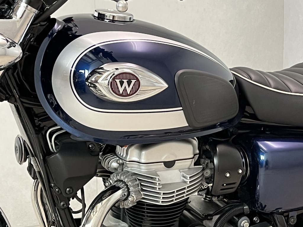 KAWASAKI - W 800