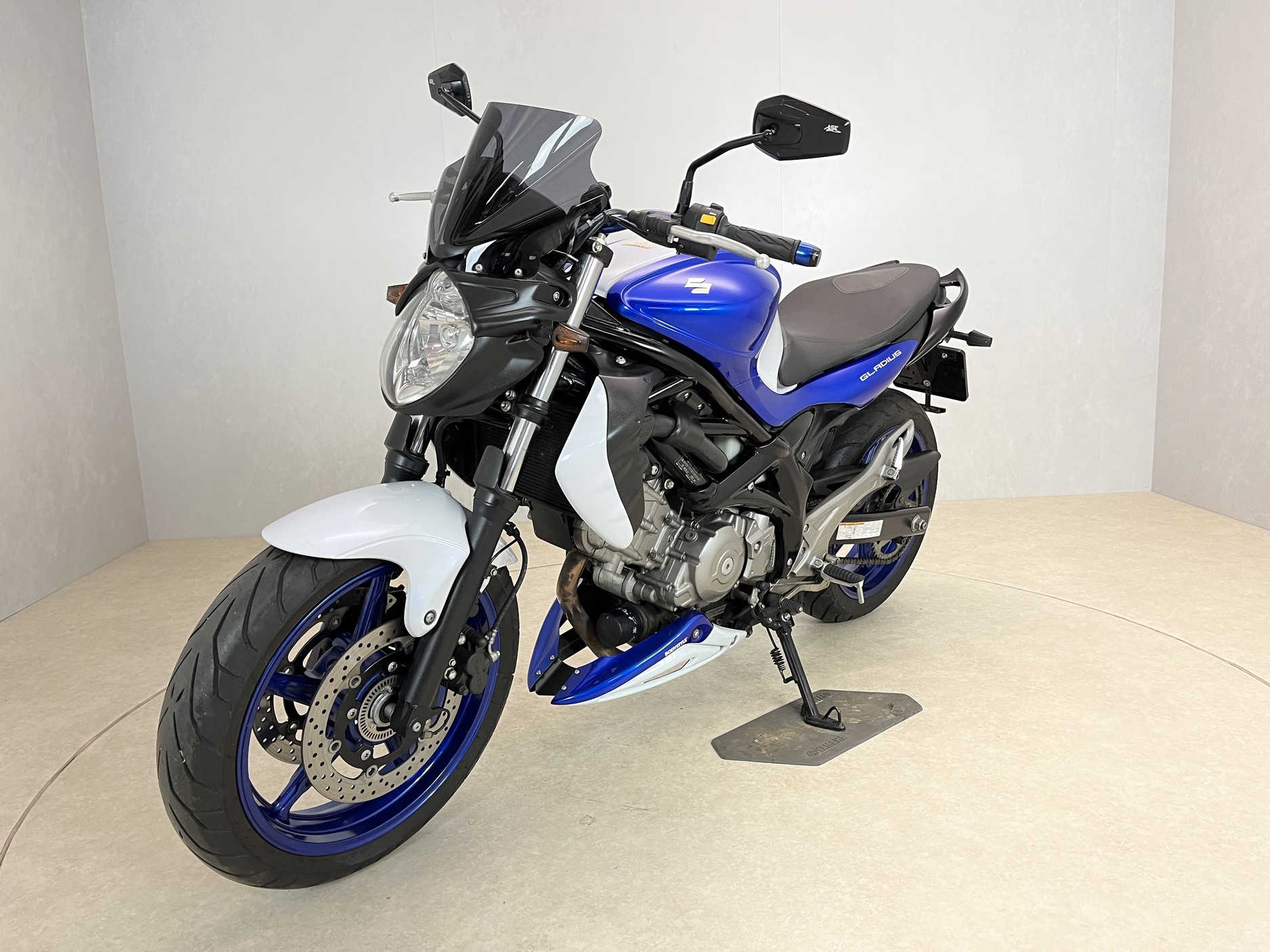 SUZUKI - SFV 650 ABS GLADIUS