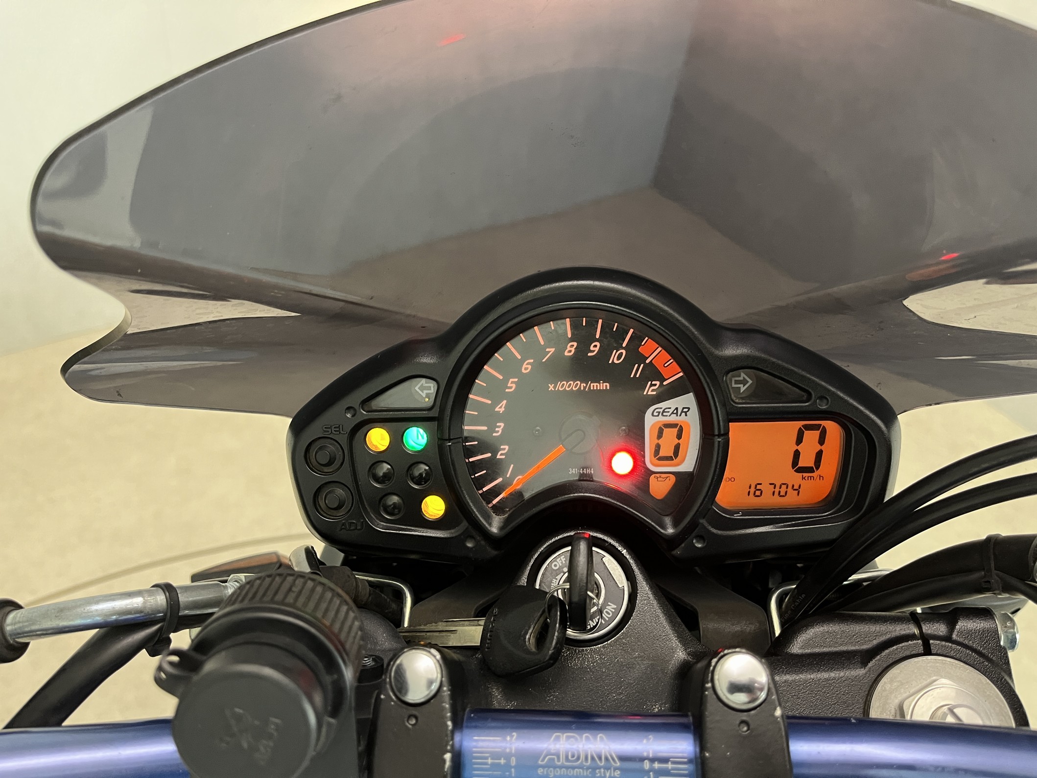 SUZUKI - SFV 650 ABS GLADIUS