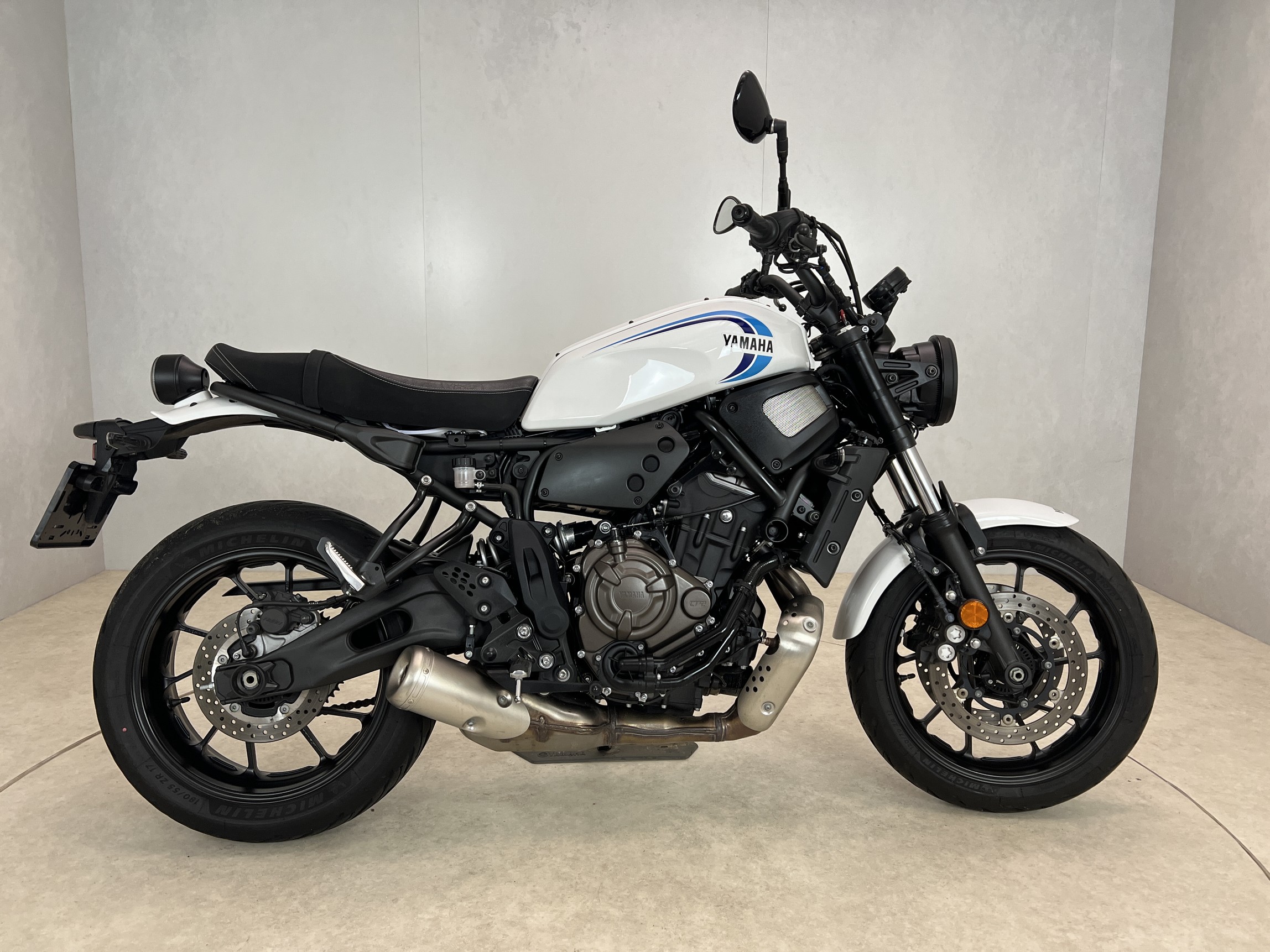 YAMAHA - XSR 700 ABS