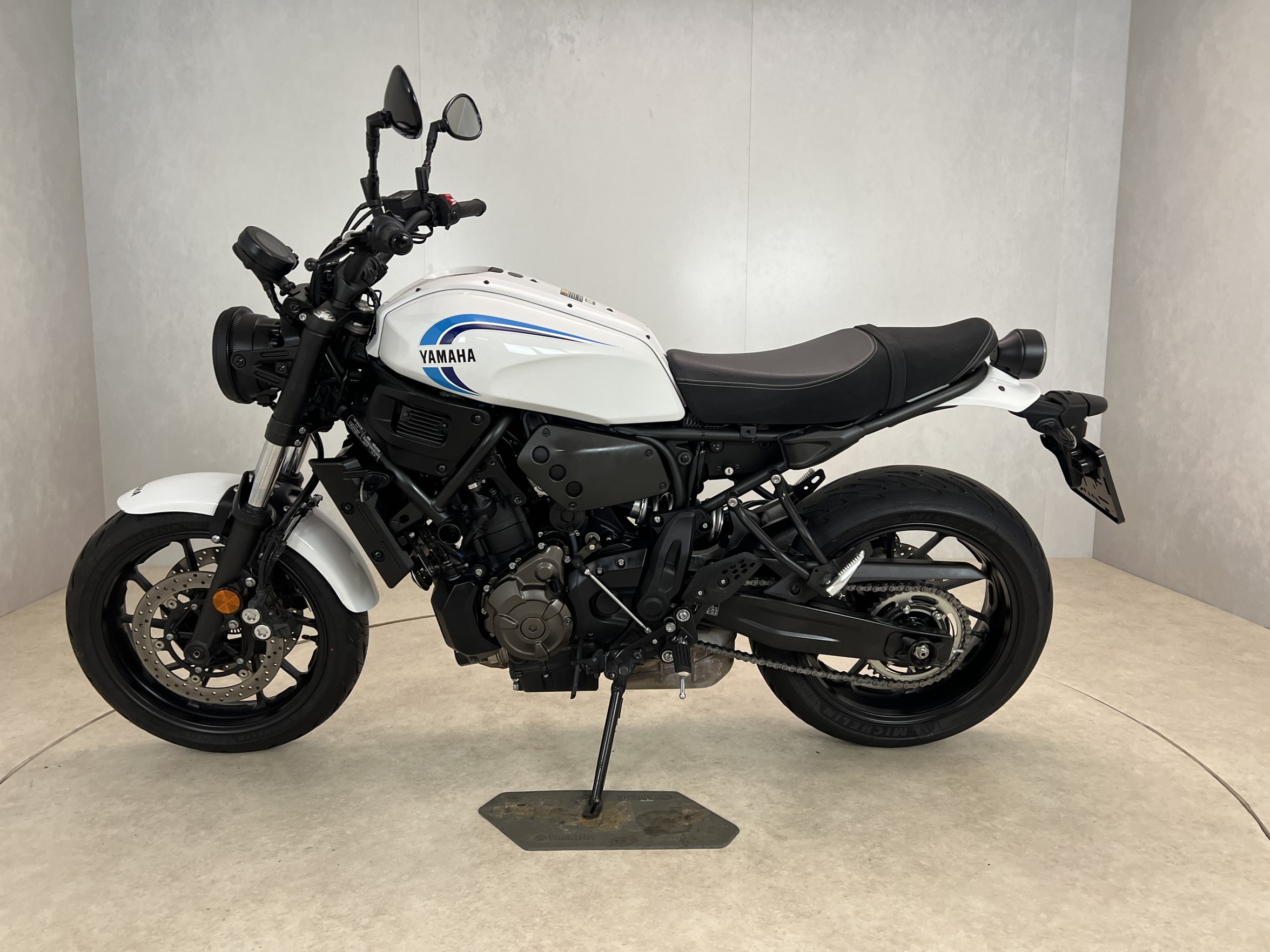 YAMAHA - XSR 700 ABS