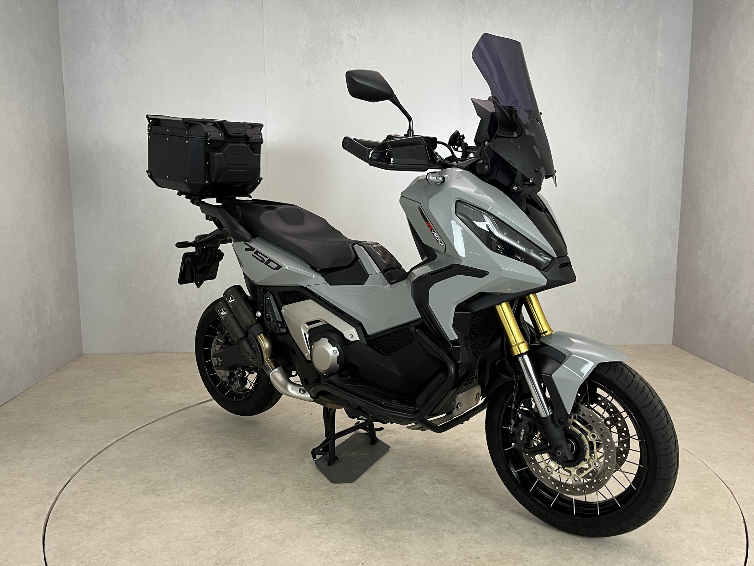 HONDA - X-ADV 750 ABS