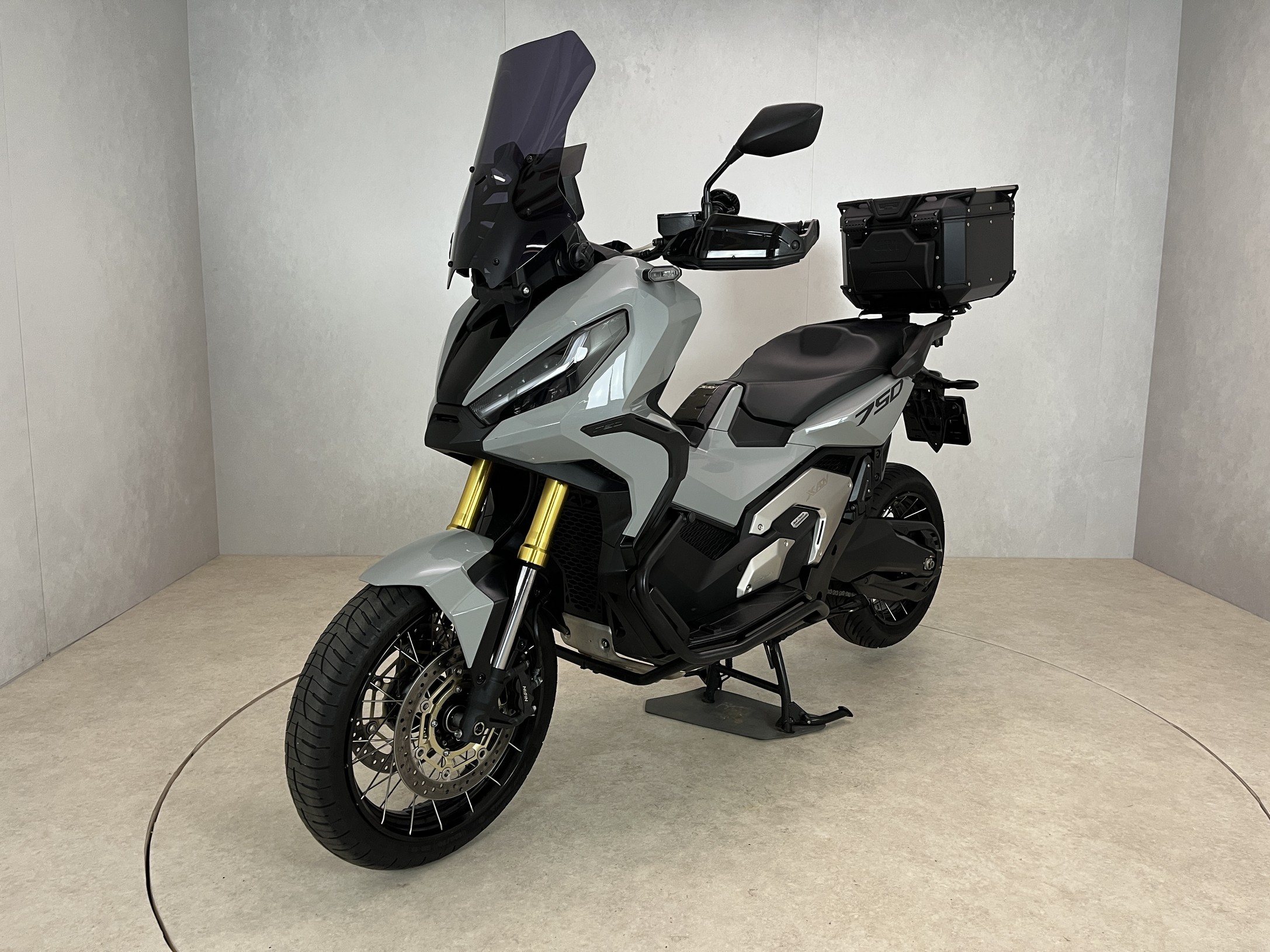 HONDA - X-ADV 750 ABS