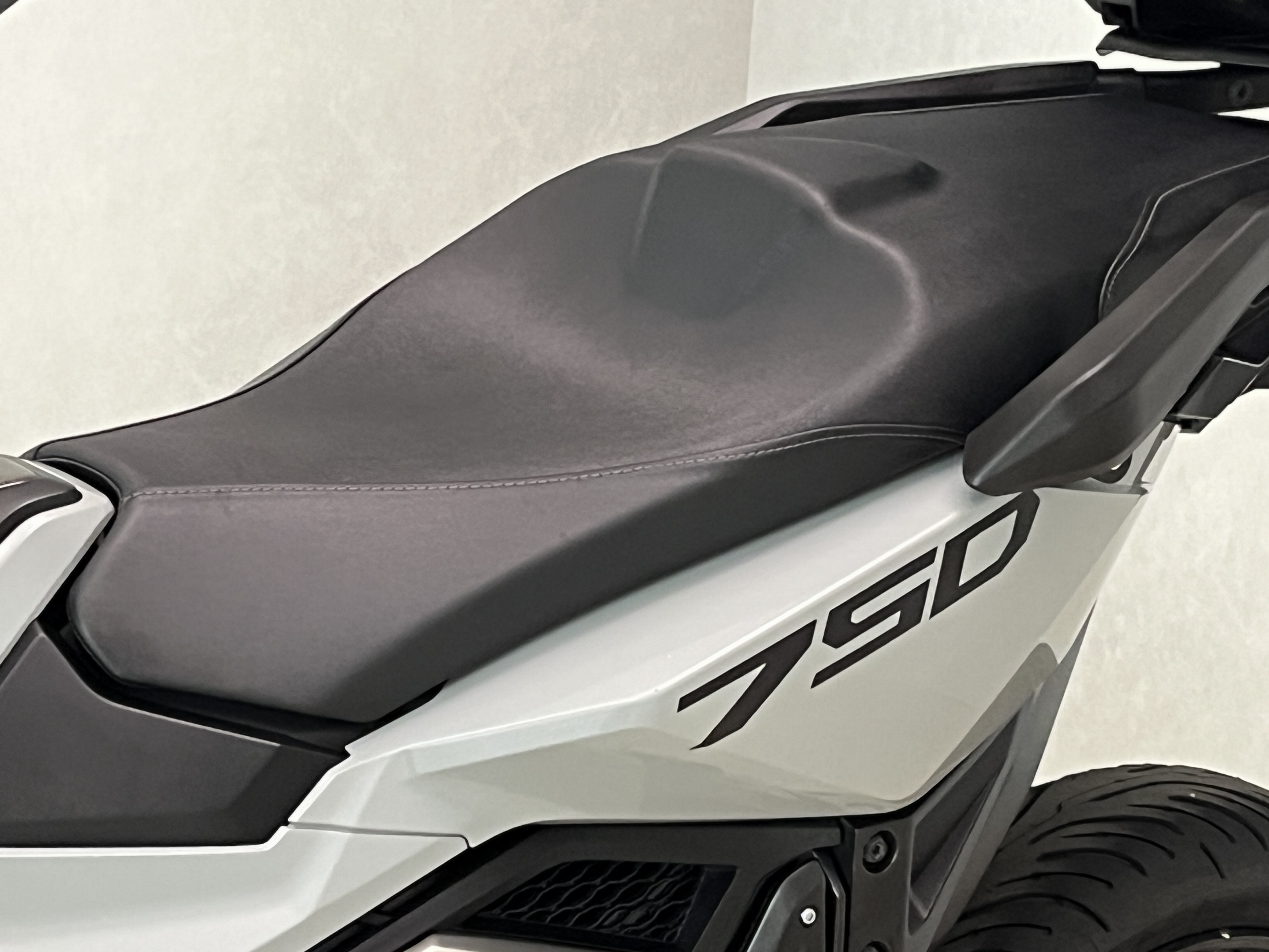 HONDA - X-ADV 750 ABS