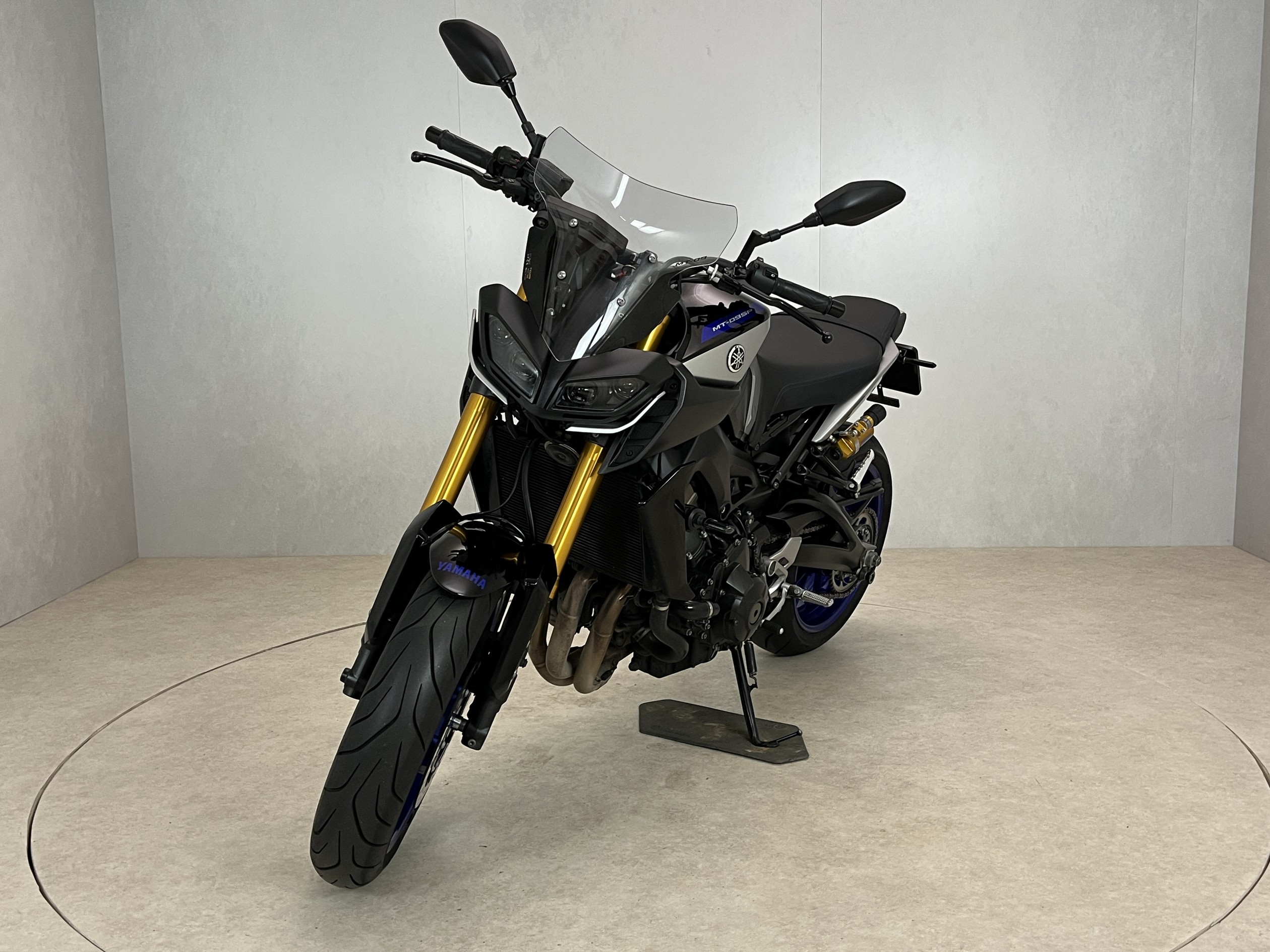 YAMAHA - MT 09 SP