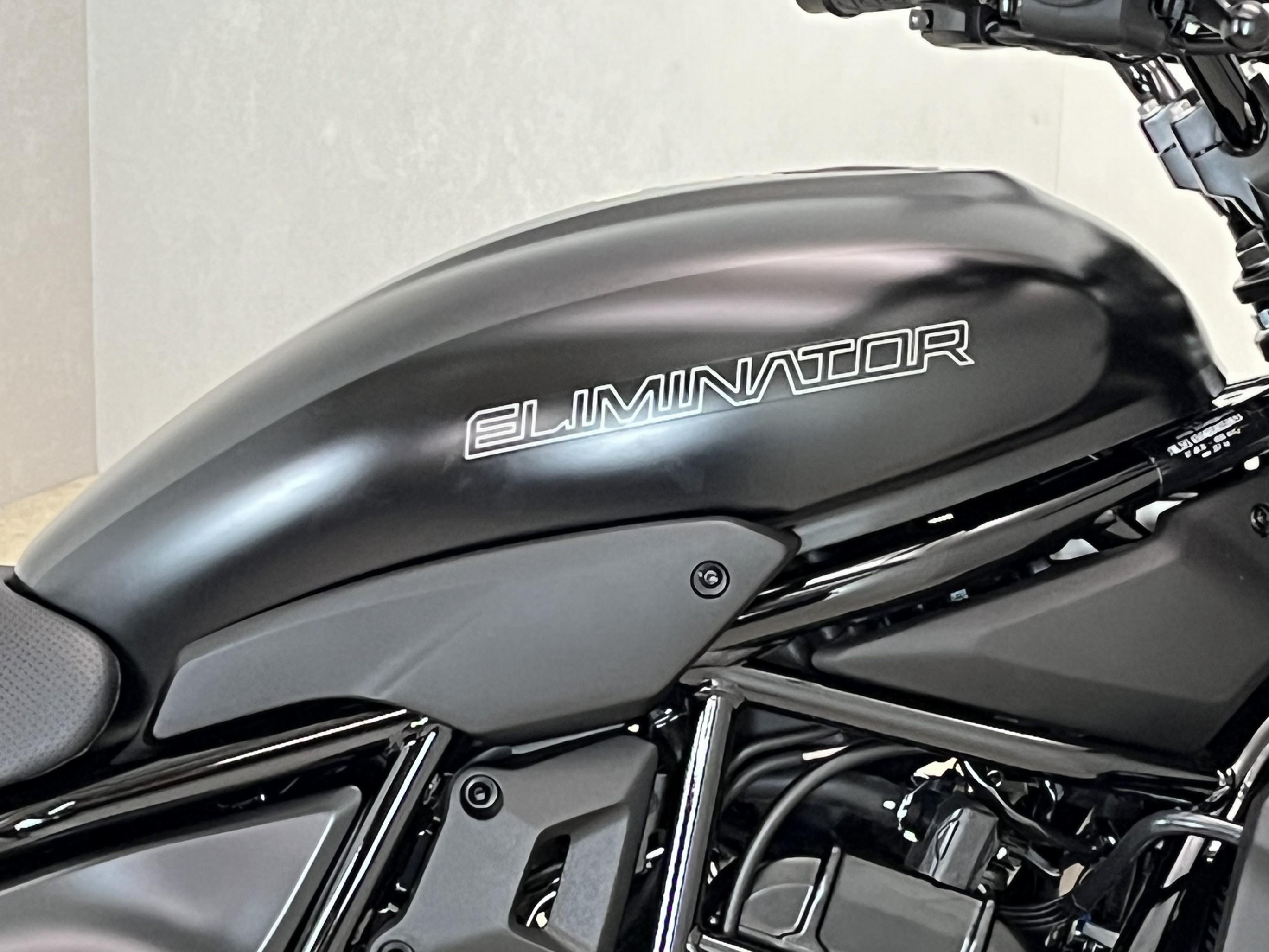 KAWASAKI - ELIMINATOR 500 SE