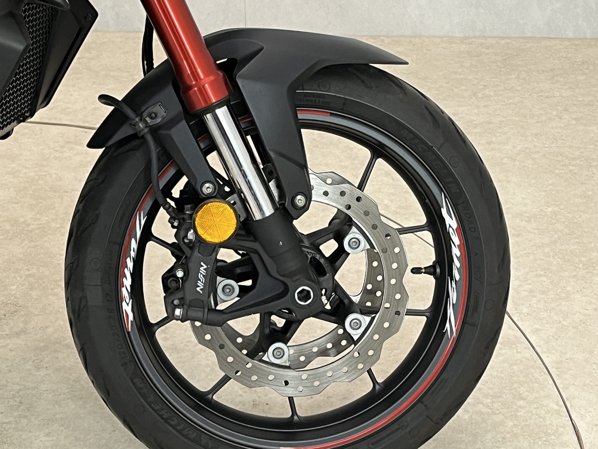 HONDA - CB 750 HORNET