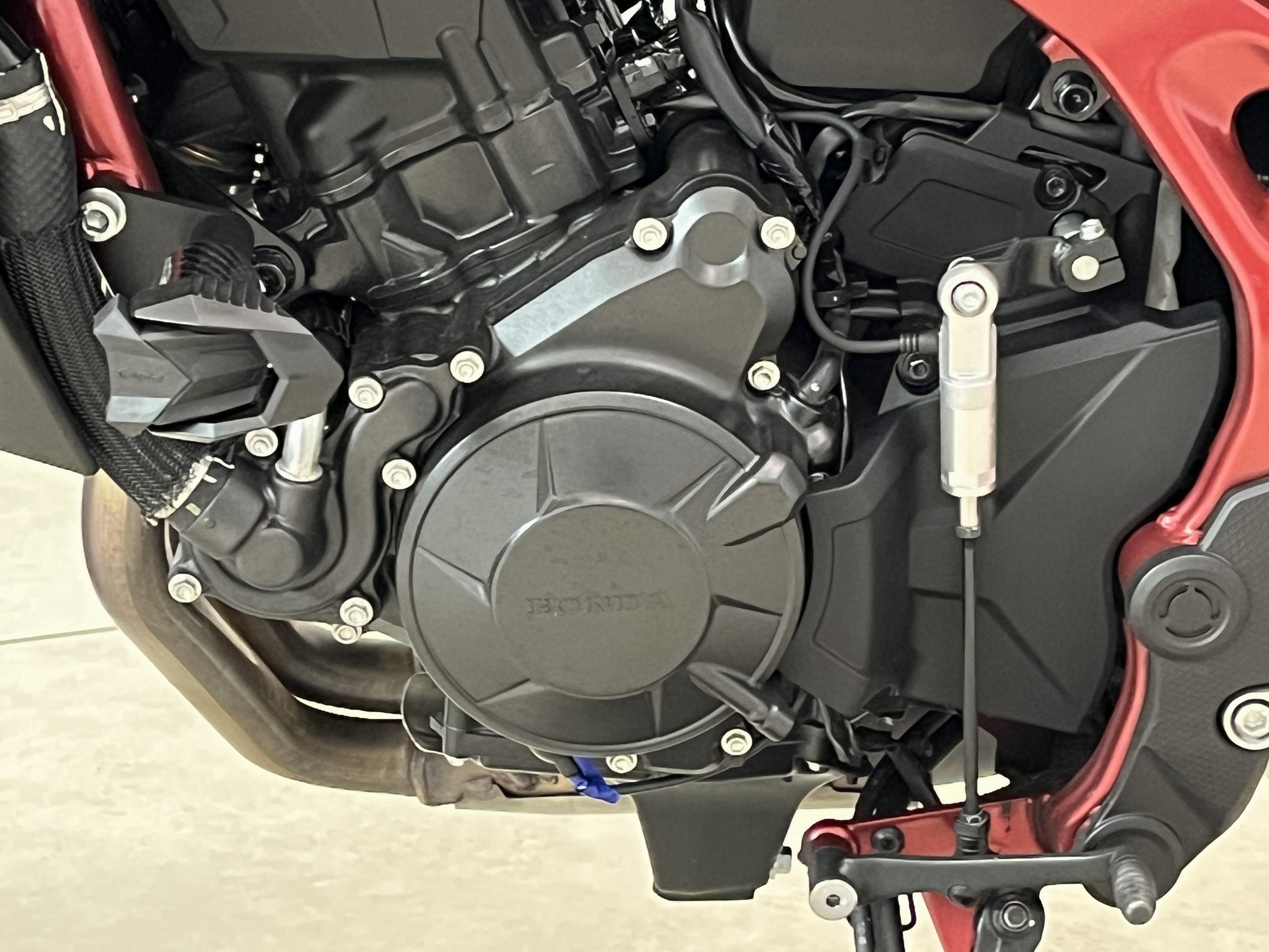 HONDA - CB 750 HORNET