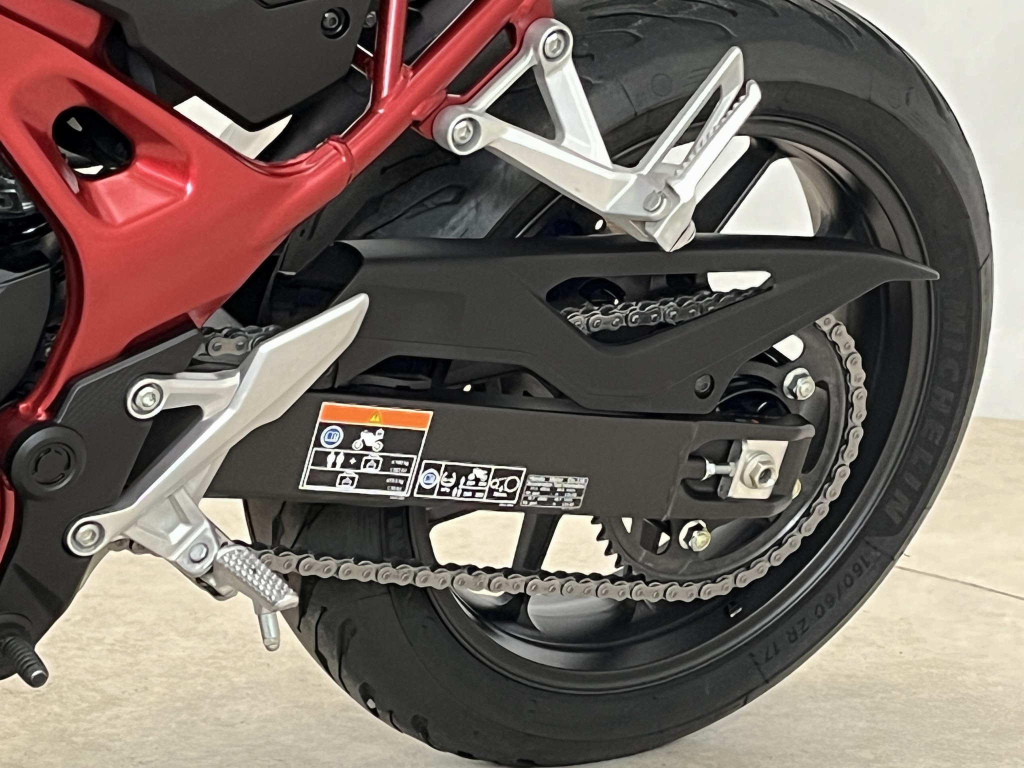 HONDA - CB 750 HORNET
