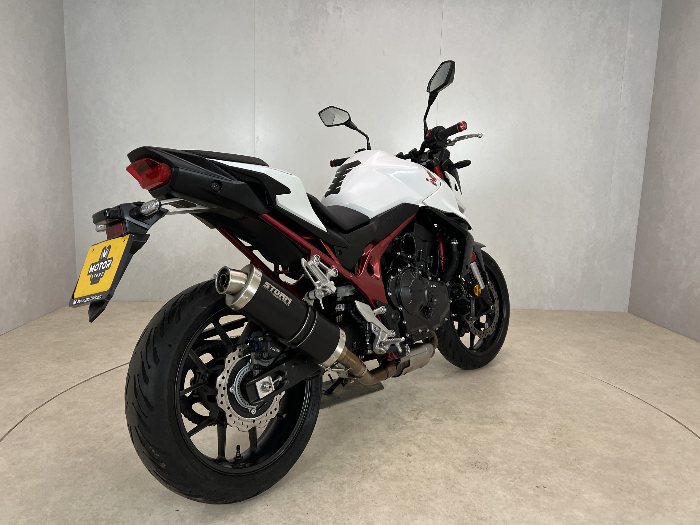 HONDA - CB 750 HORNET