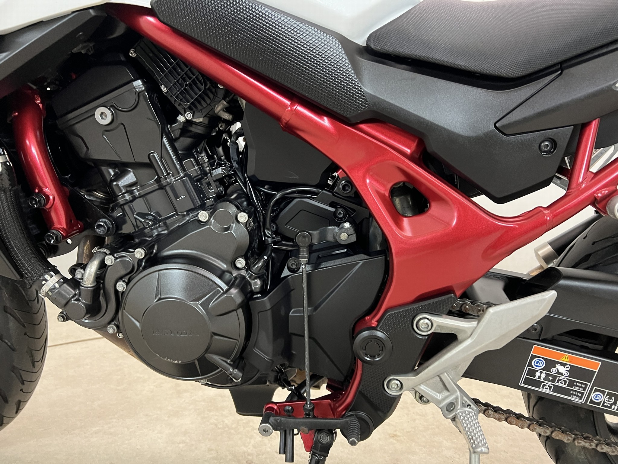HONDA - CB 750 HORNET
