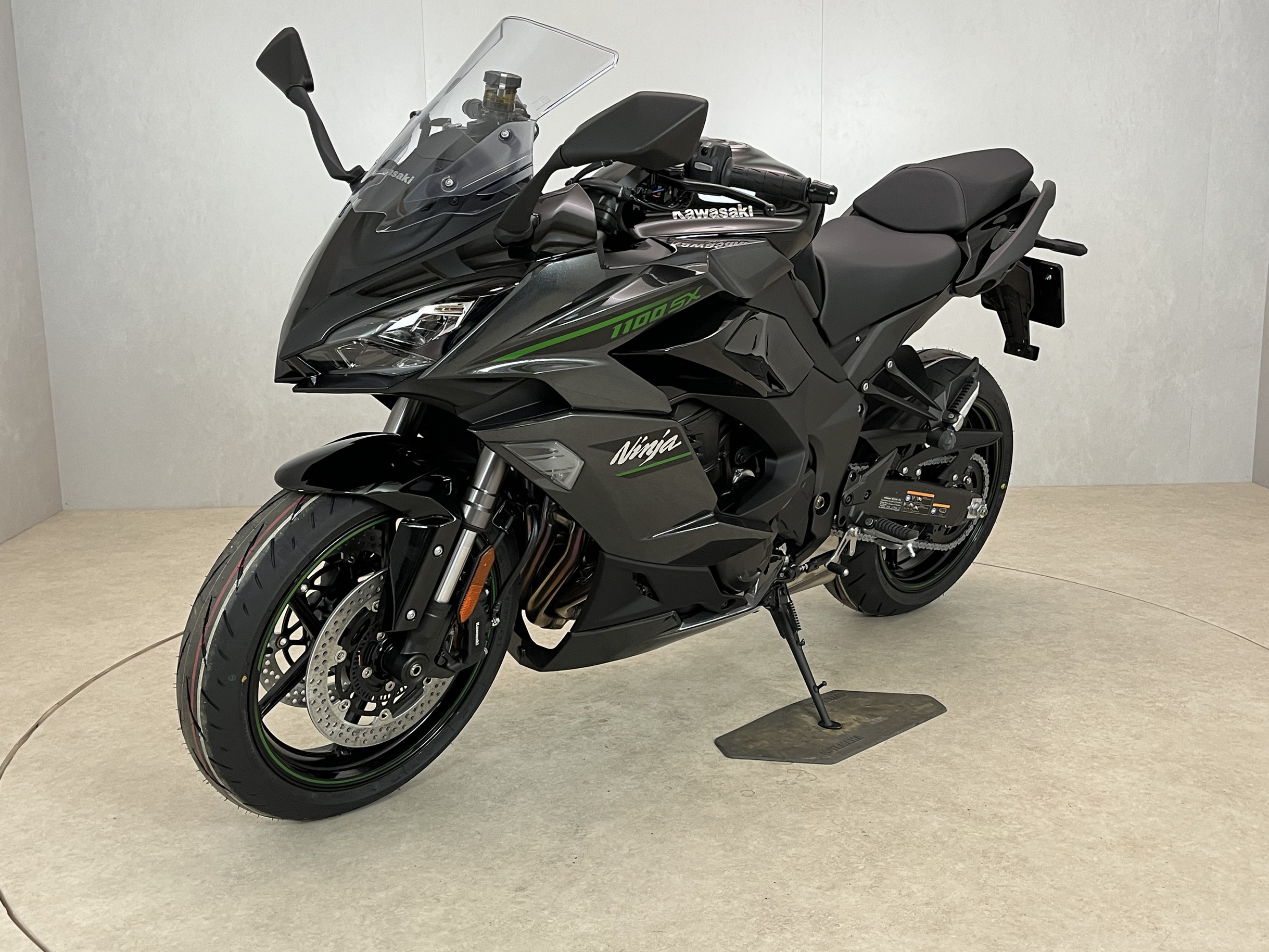 KAWASAKI - Ninja 1100SX