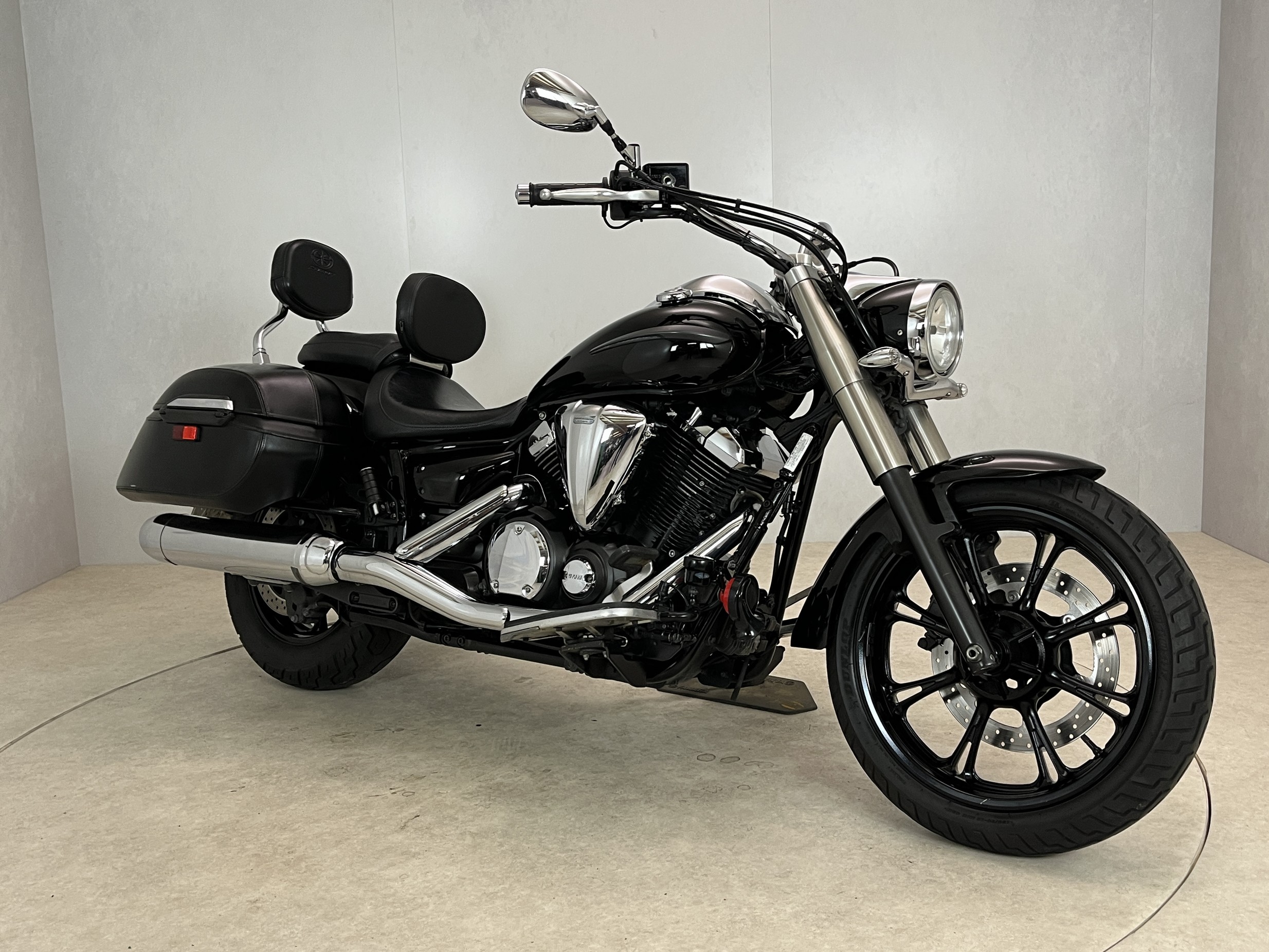 YAMAHA - XVS 950 A