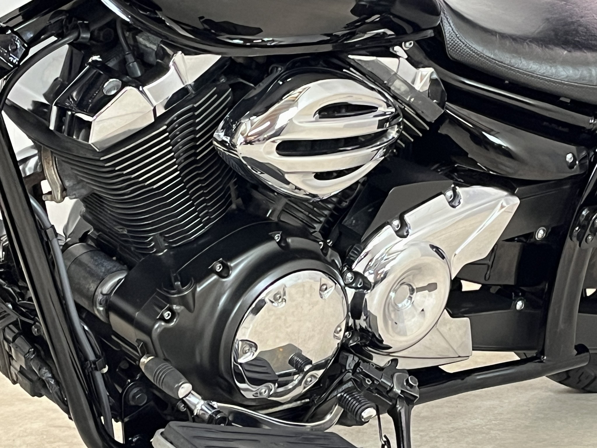 YAMAHA - XVS 950 A