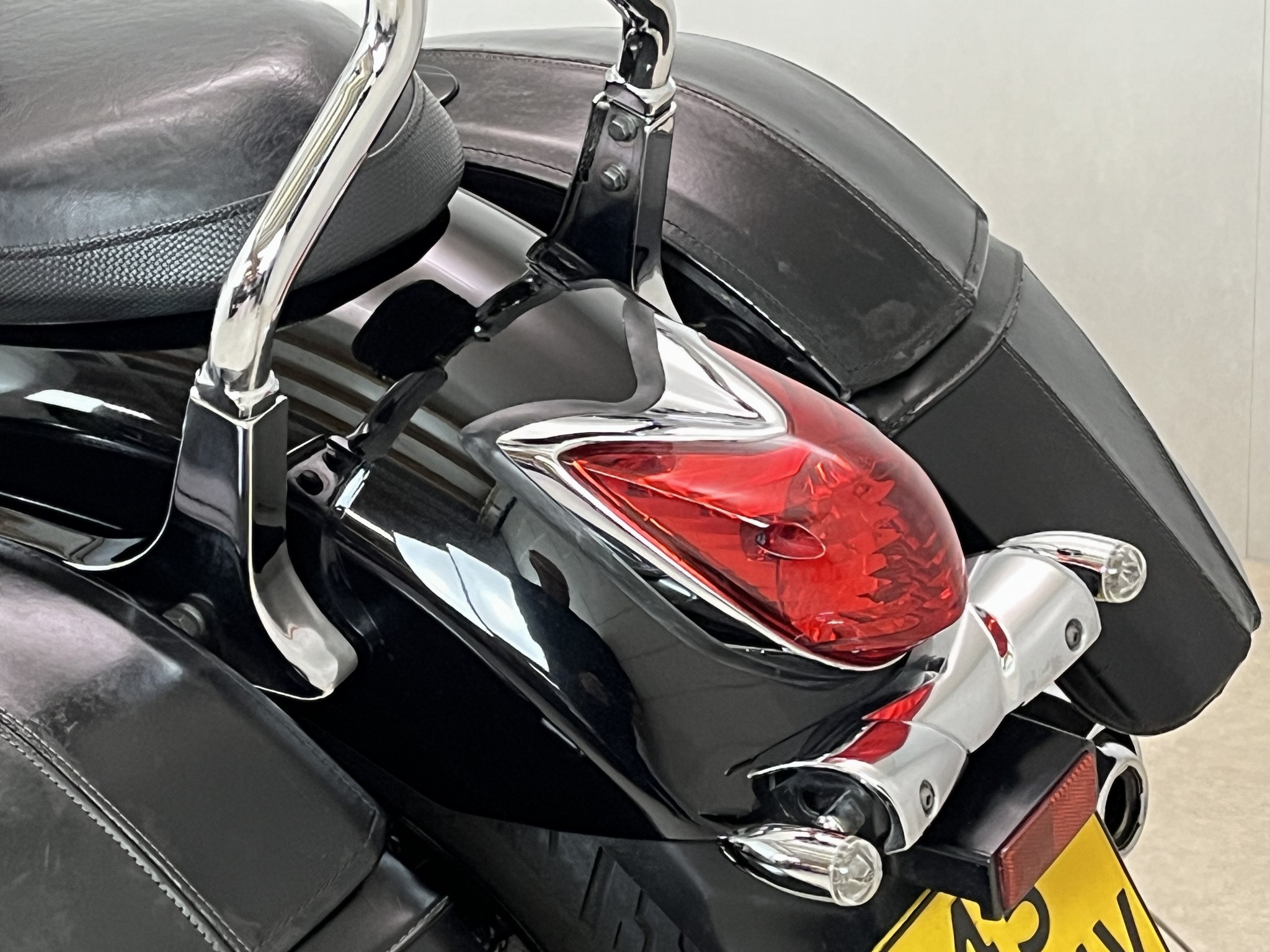 YAMAHA - XVS 950 A