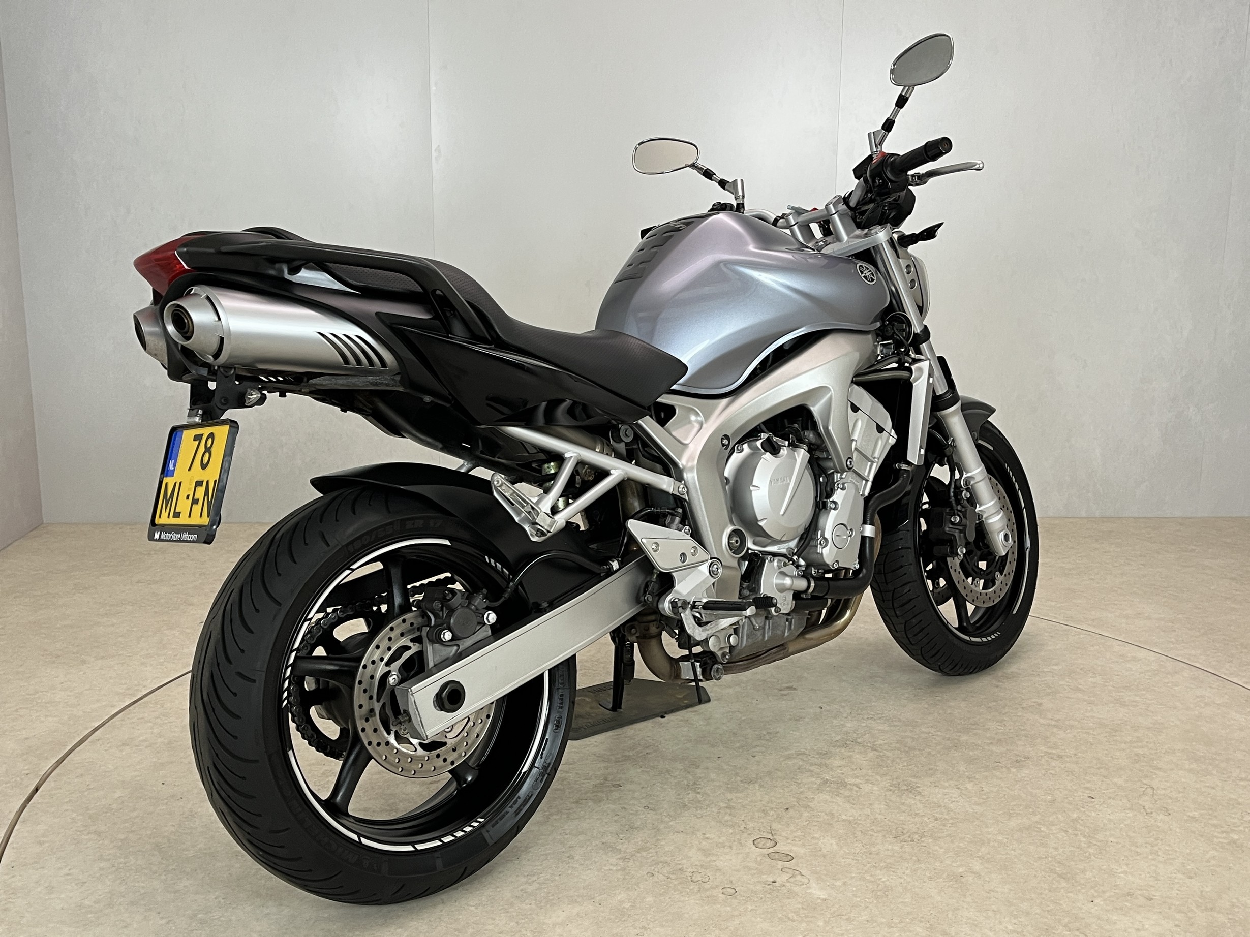 YAMAHA - FZ6 N