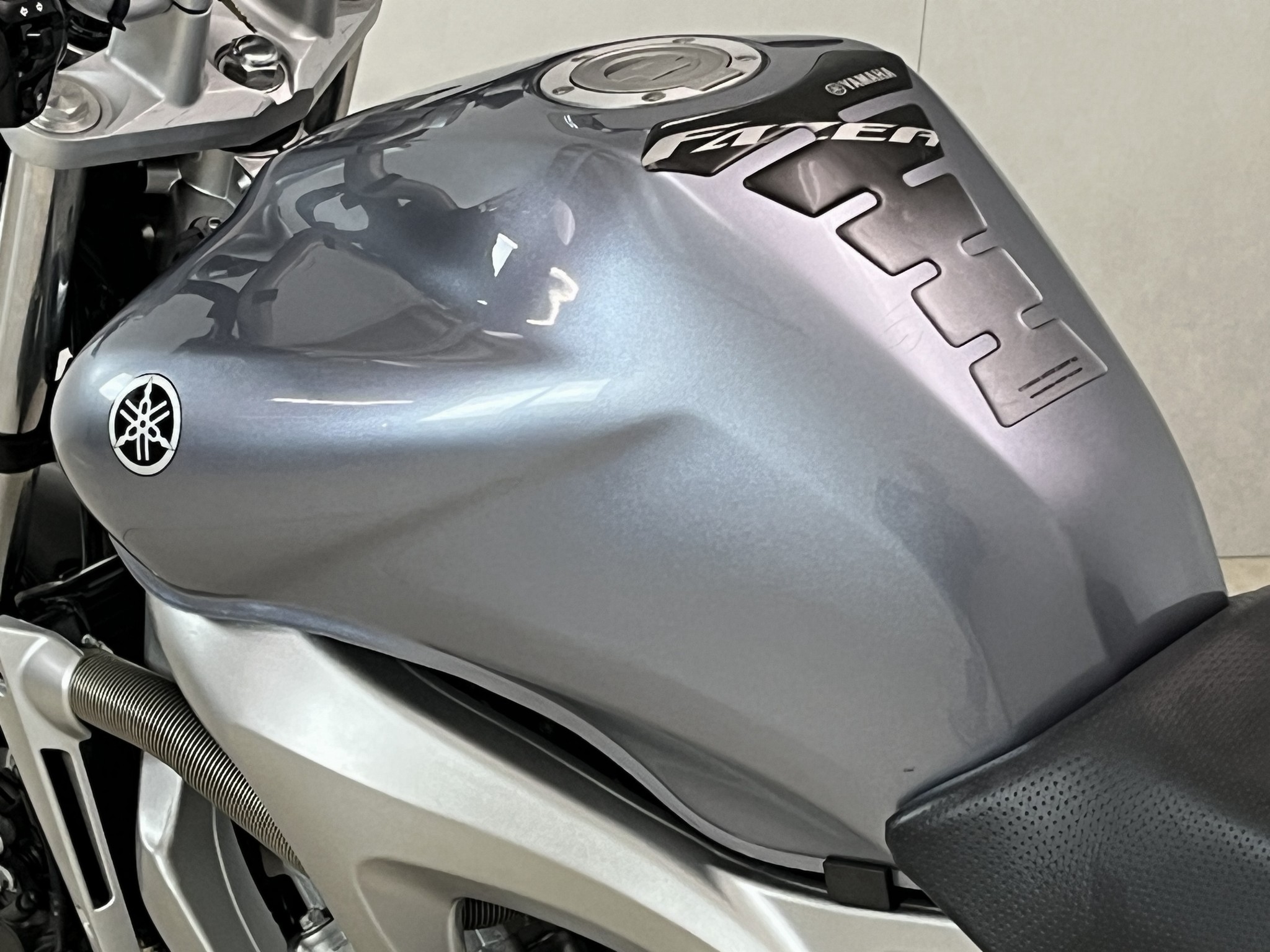 YAMAHA - FZ6 N