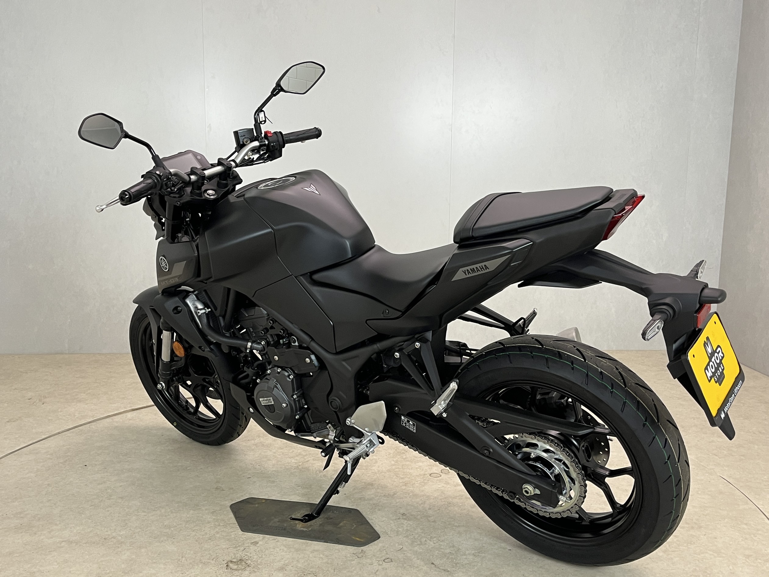 YAMAHA - MT-03