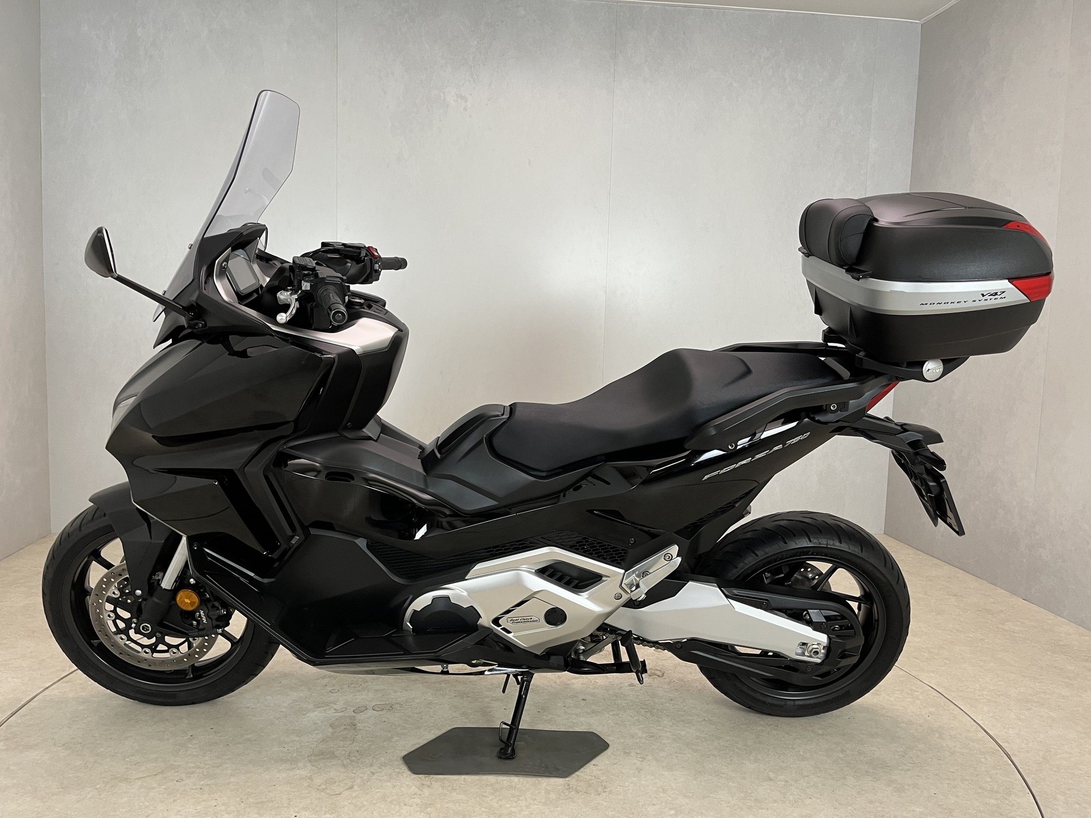 HONDA - FORZA 750
