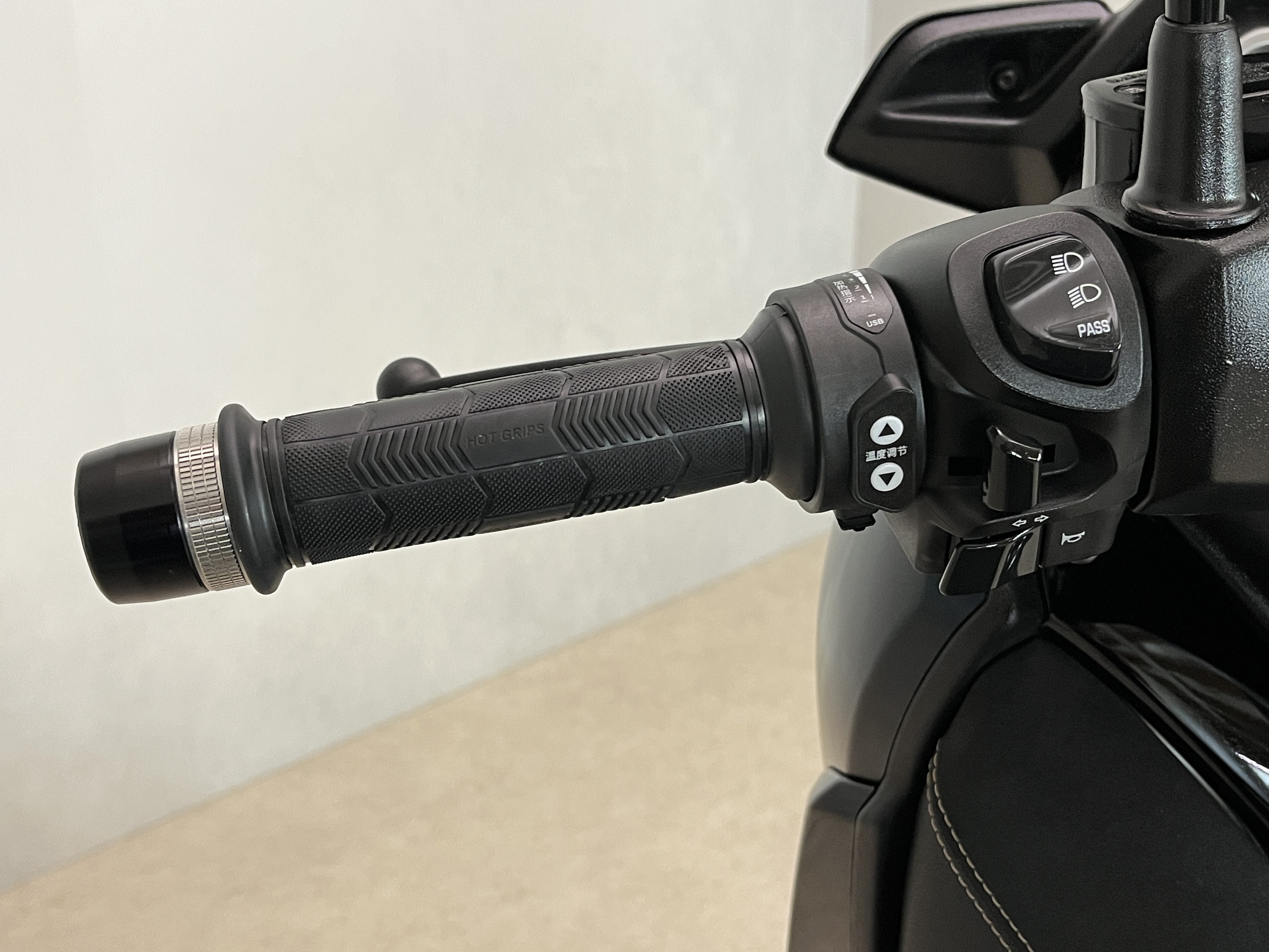 YAMAHA - X MAX 300 ABS TECH