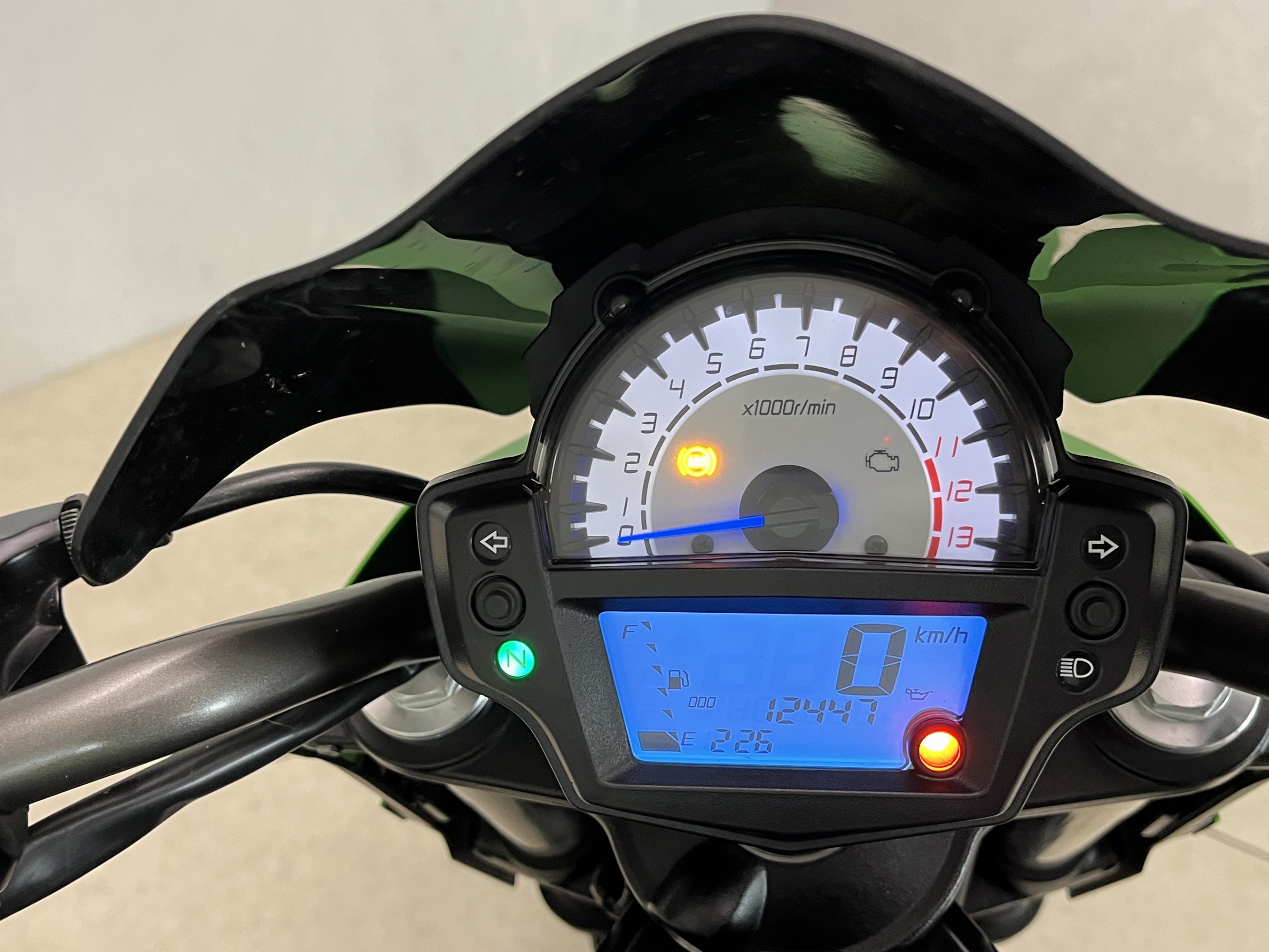 KAWASAKI - ER 6N ABS