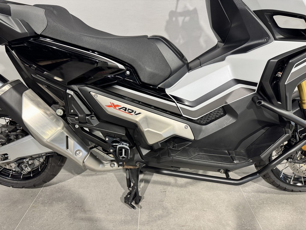 HONDA - X-ADV 750