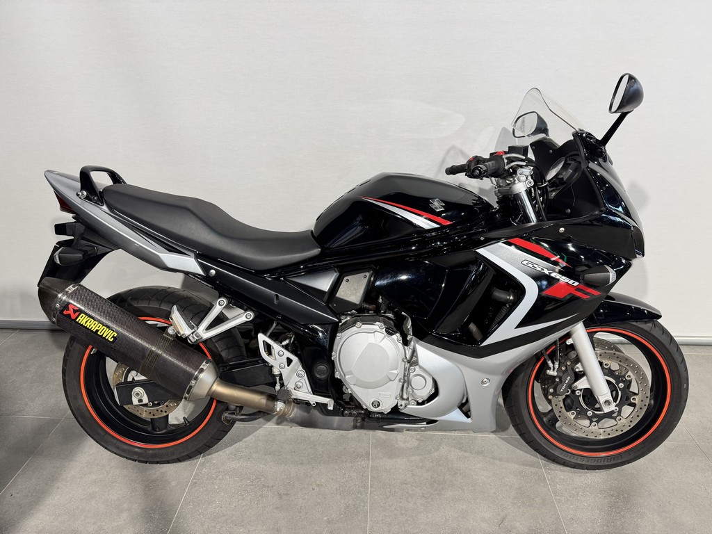 SUZUKI - GSX 650 F