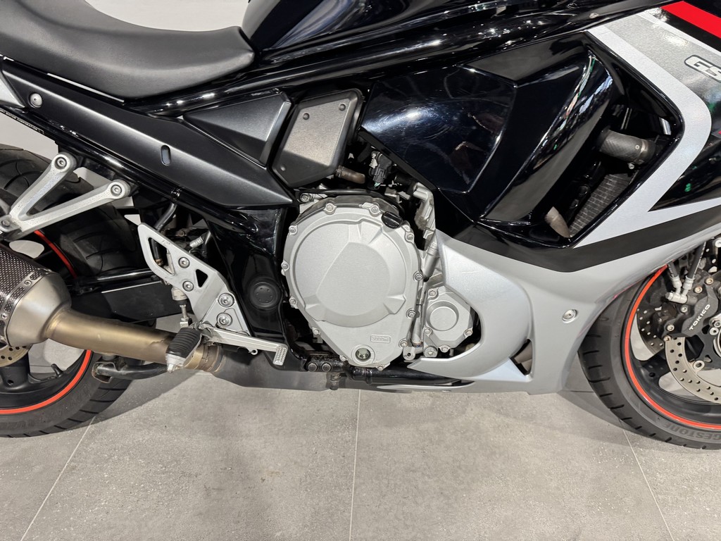 SUZUKI - GSX 650 F