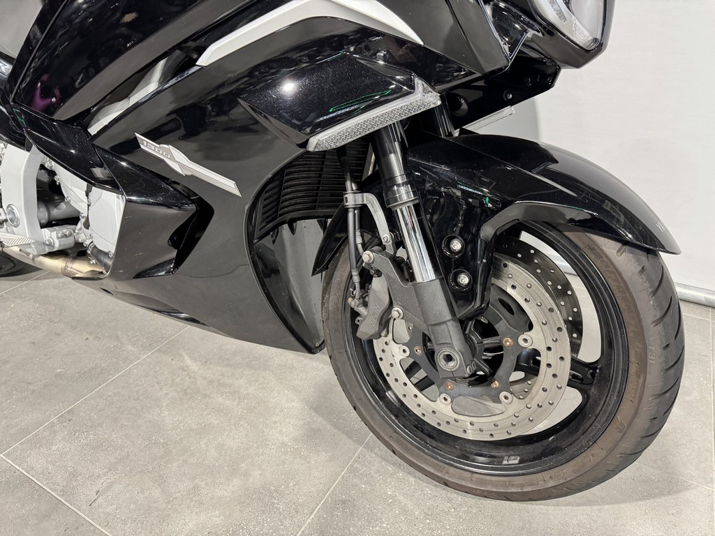 YAMAHA - FJR 1300 AE