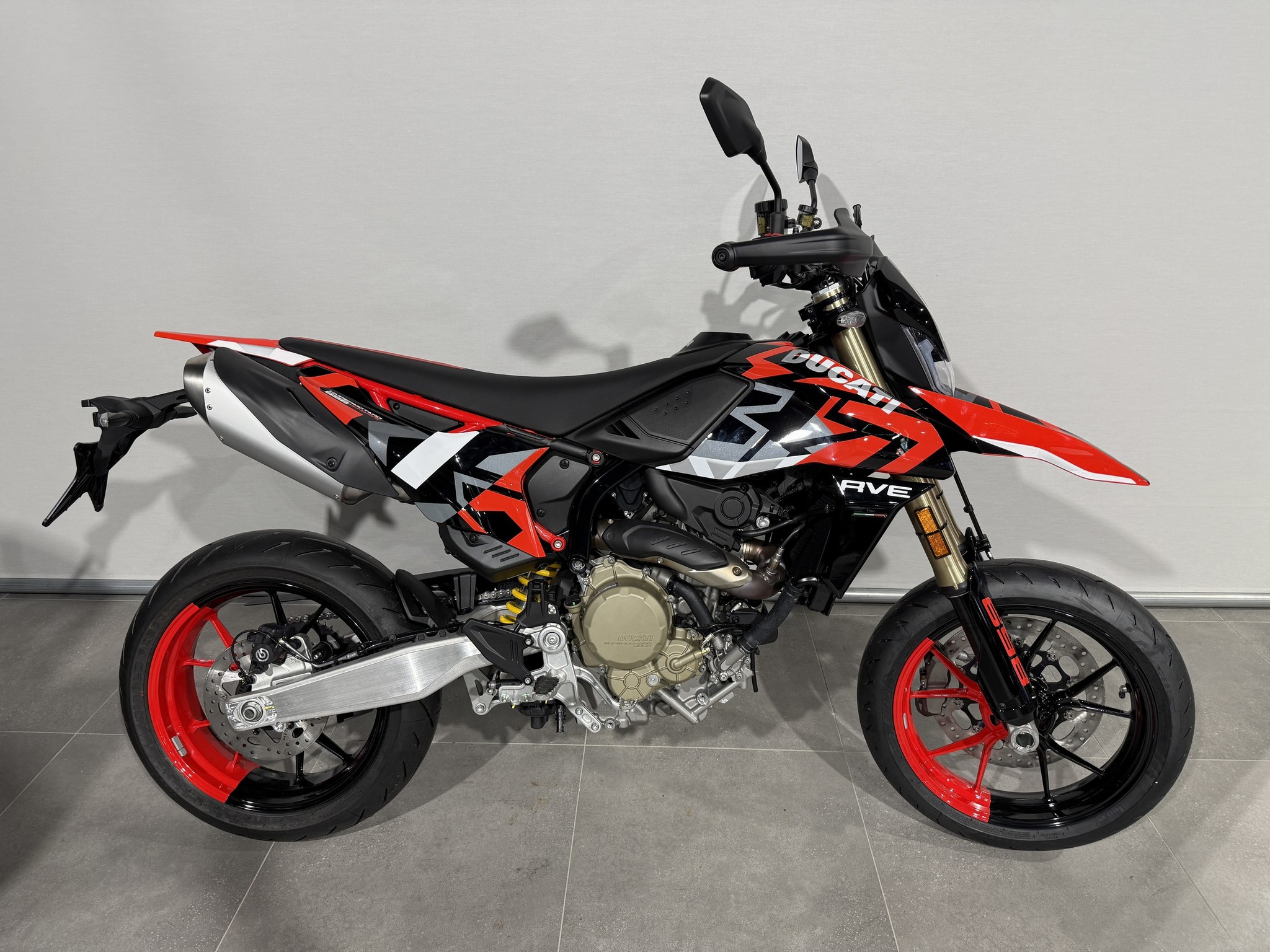 DUCATI - HYPERMOTARD 698 RVE
