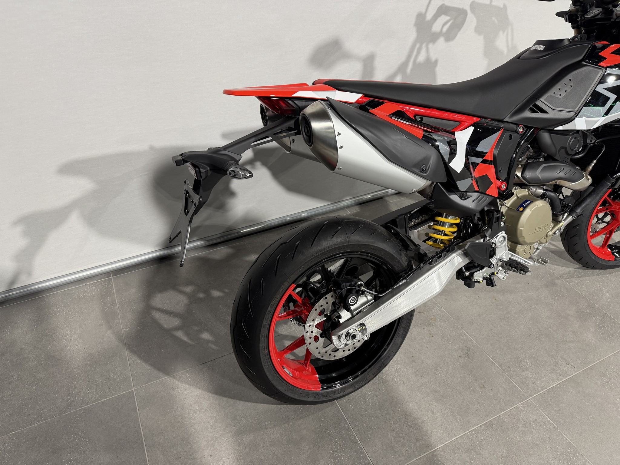 DUCATI - HYPERMOTARD 698 RVE
