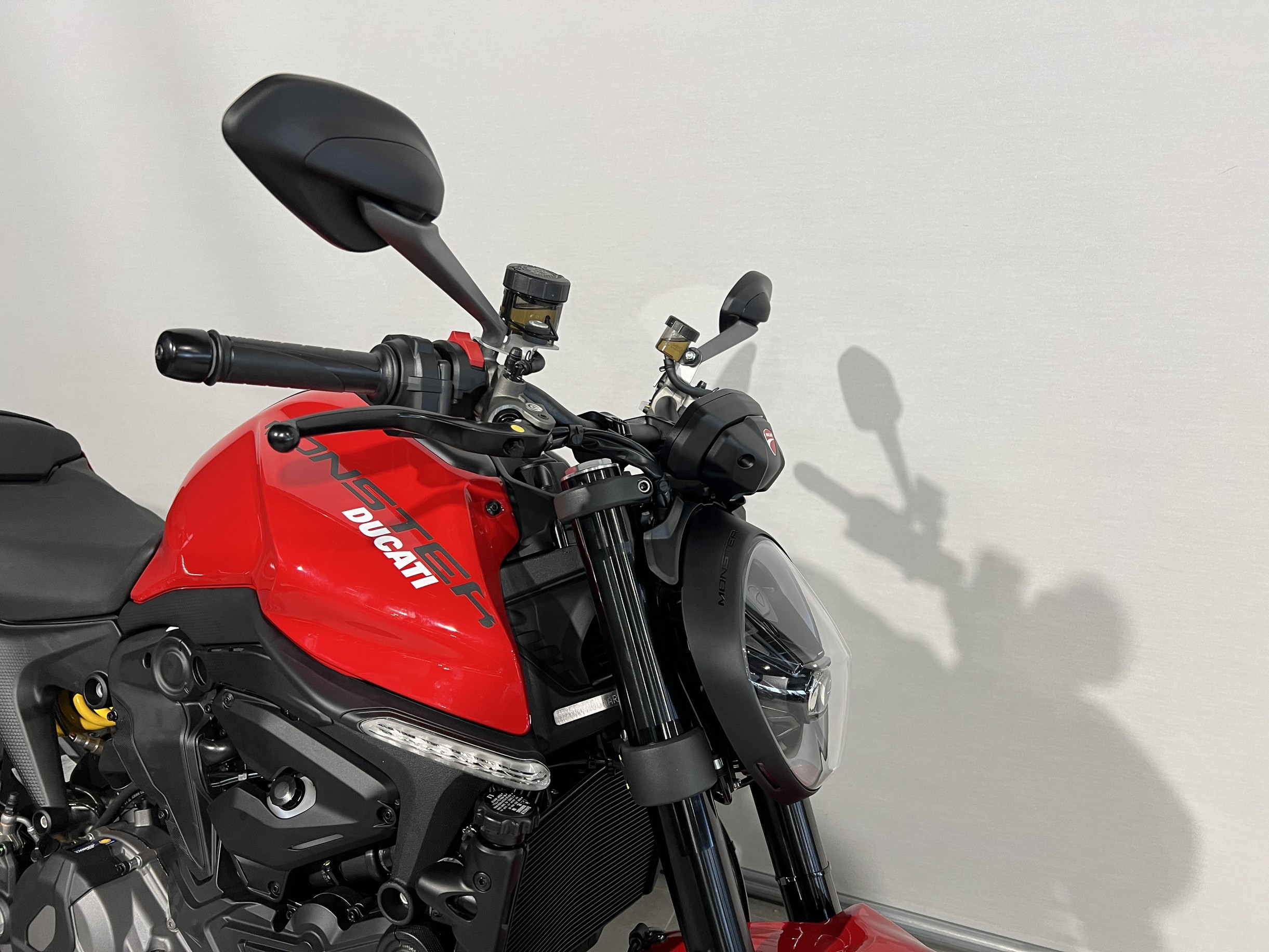 DUCATI - MONSTER