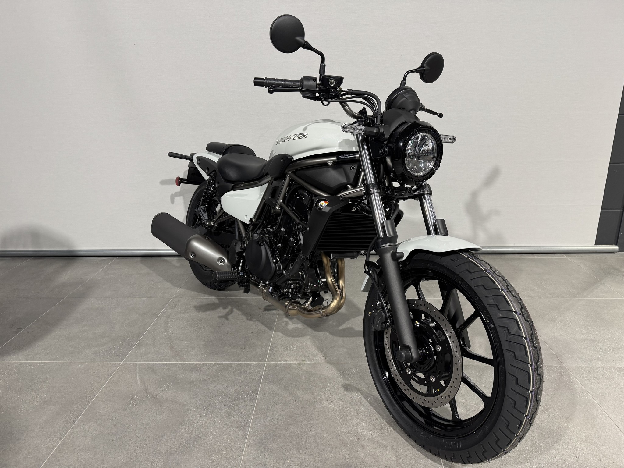 KAWASAKI - ELIMINATOR 500