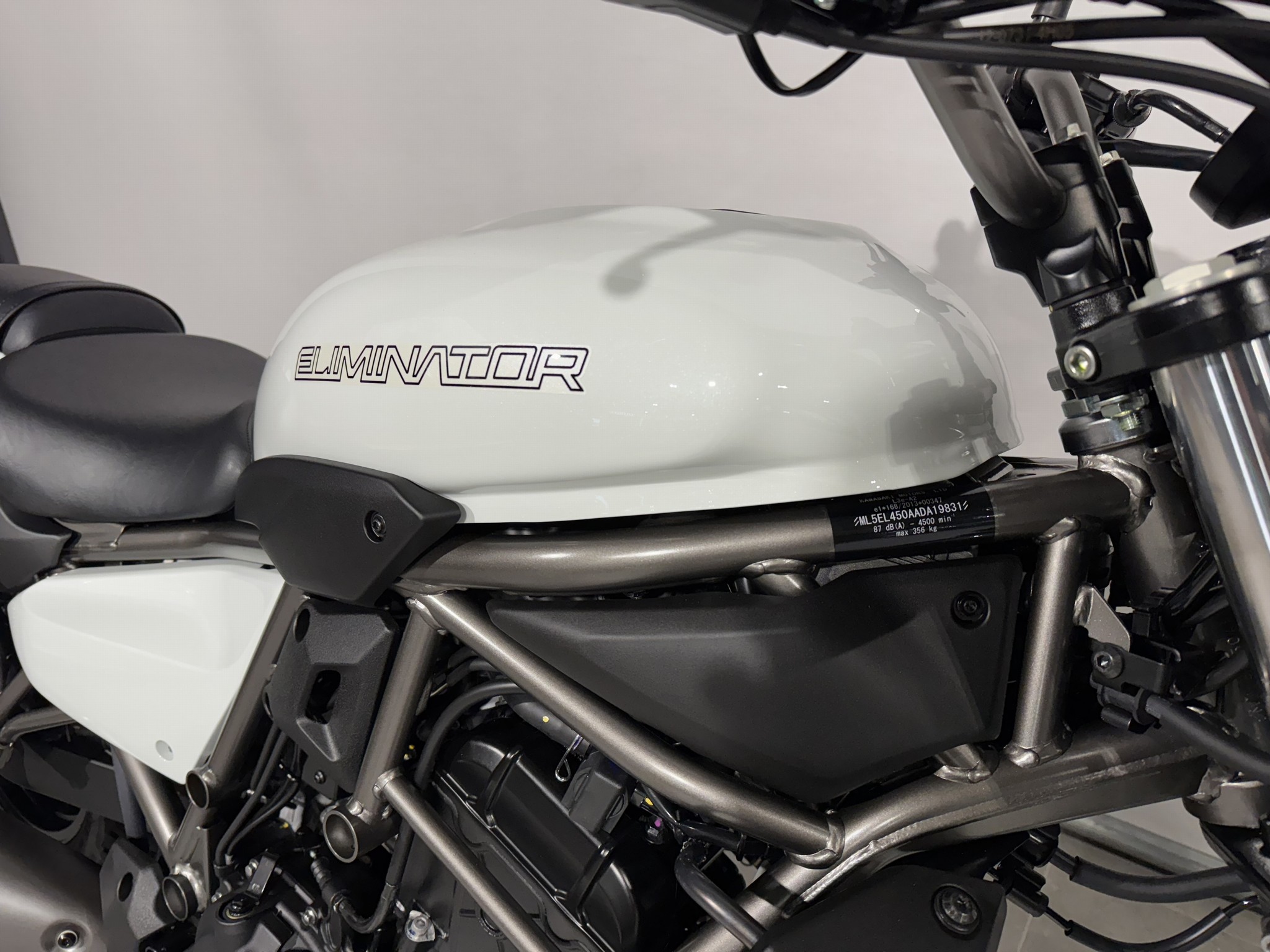 KAWASAKI - ELIMINATOR 500