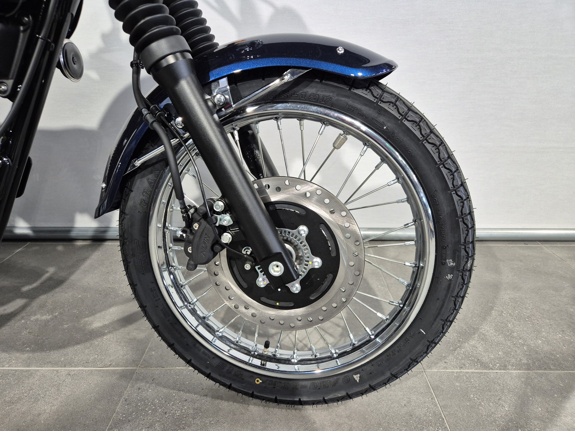 KAWASAKI - W230 ABS