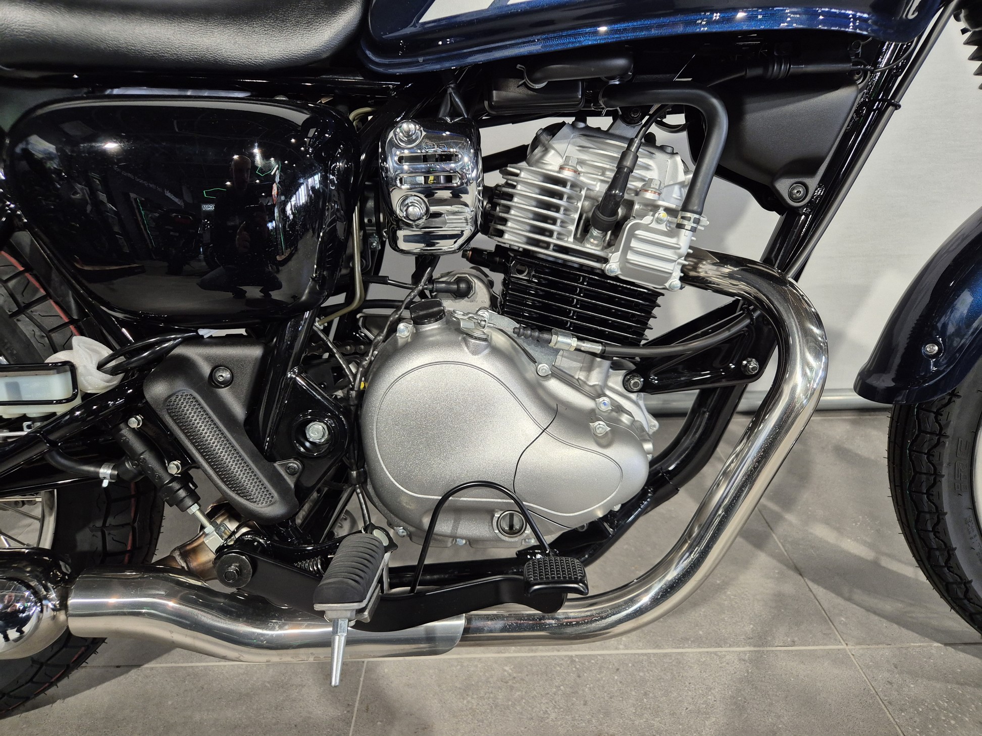 KAWASAKI - W230 ABS