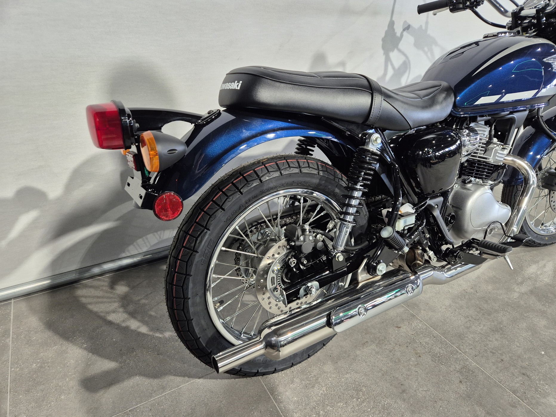 KAWASAKI - W230 ABS