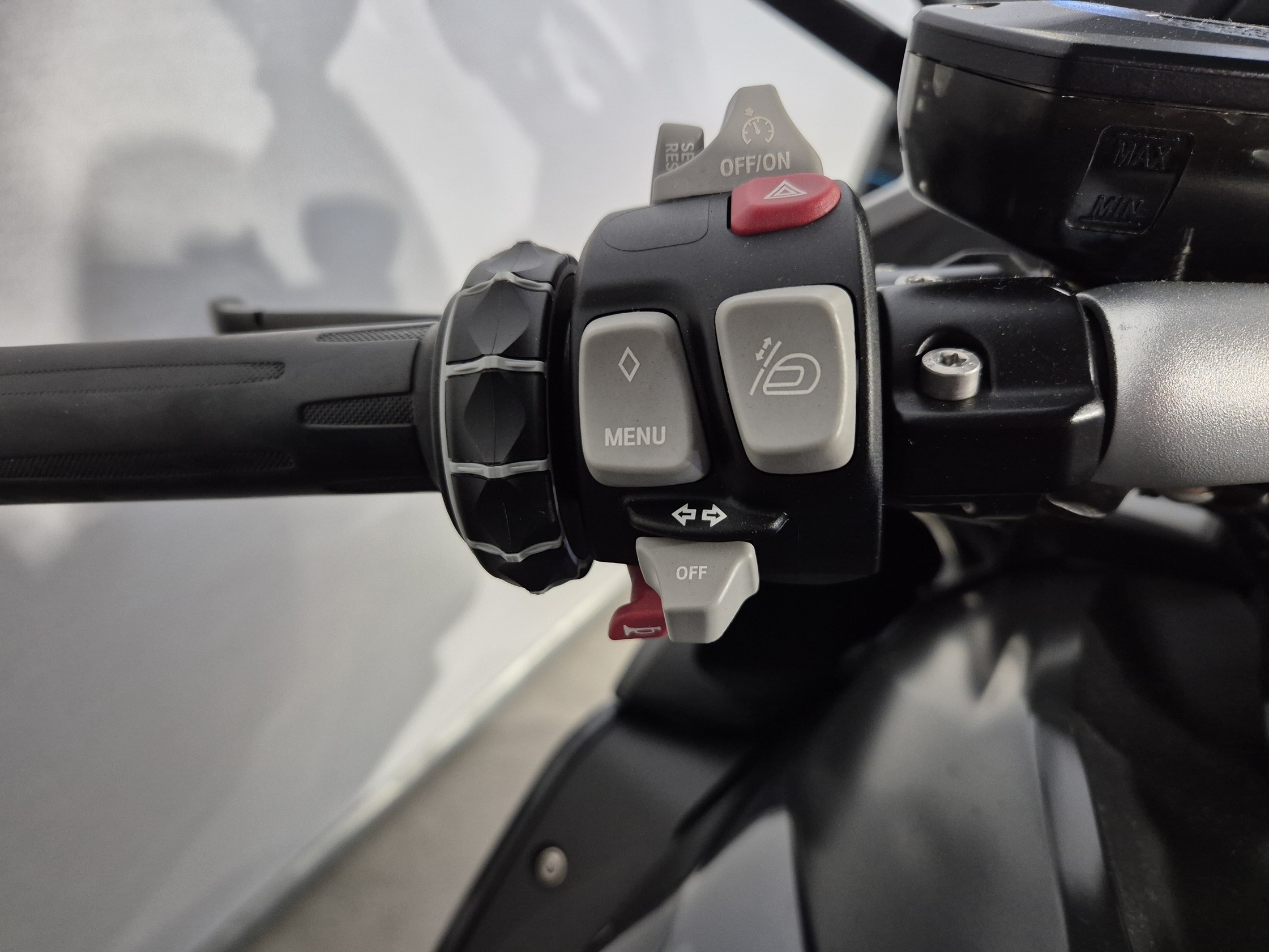 BMW - K 1600 GT