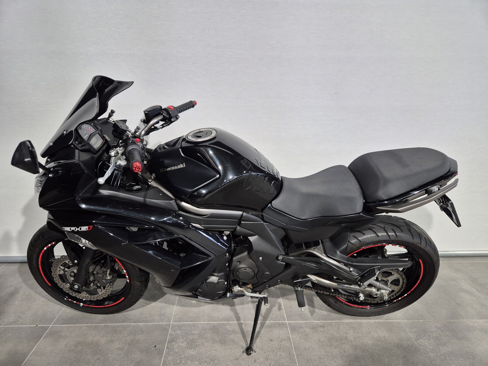 KAWASAKI - ER-6 F