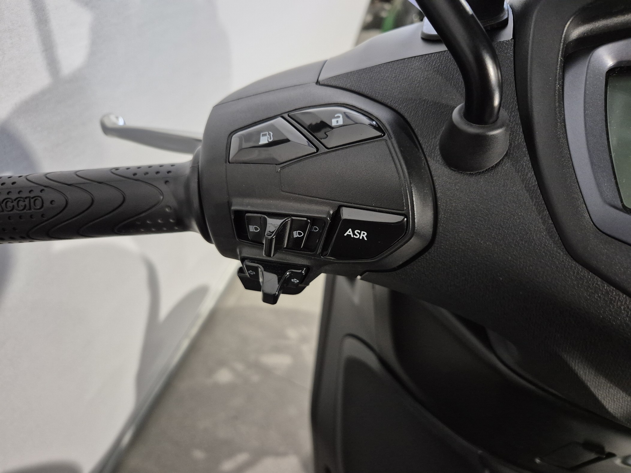 PIAGGIO - BEVERLY 400 S